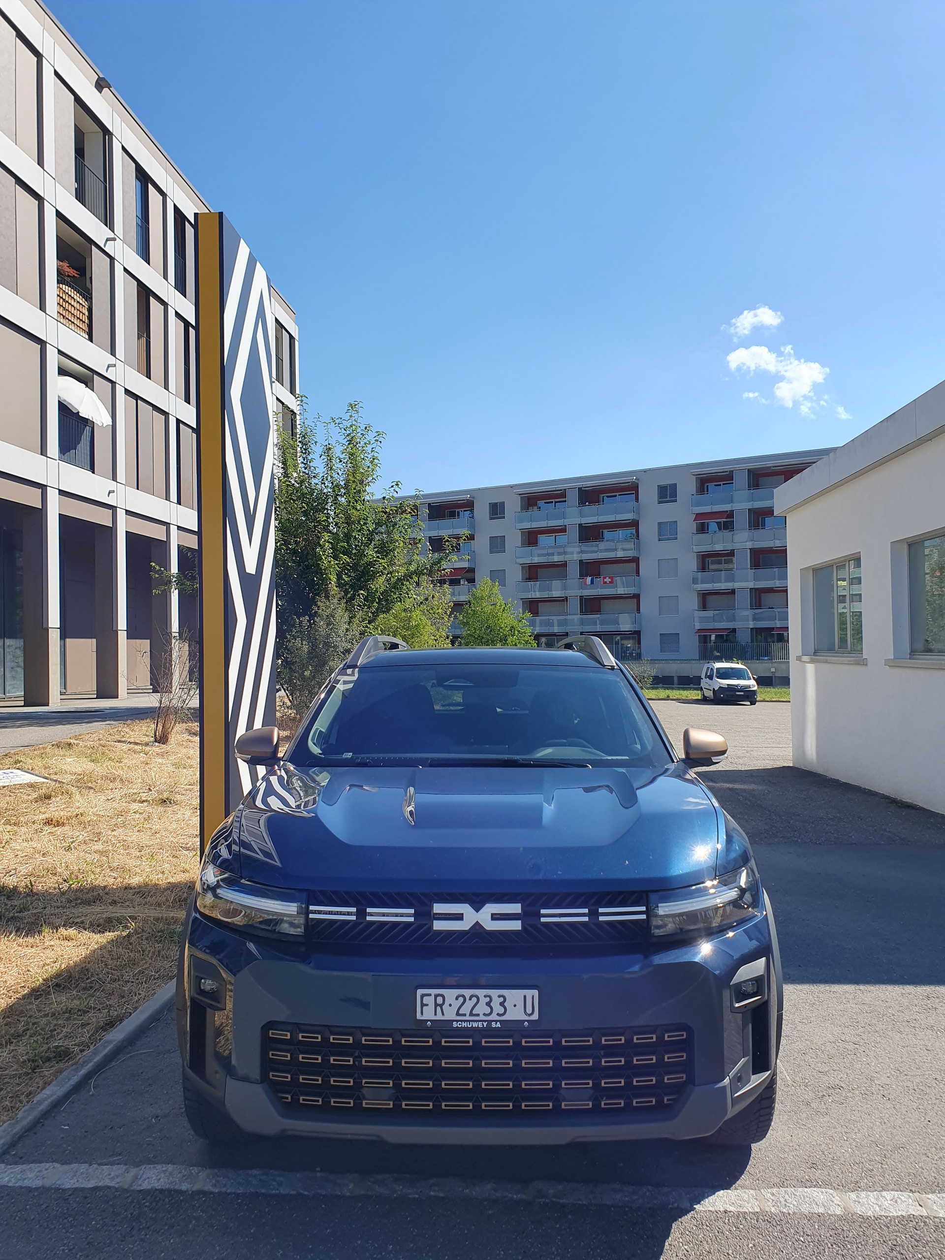 DACIA Bigster TCe 150 48V Extreme 4x4-image-1
