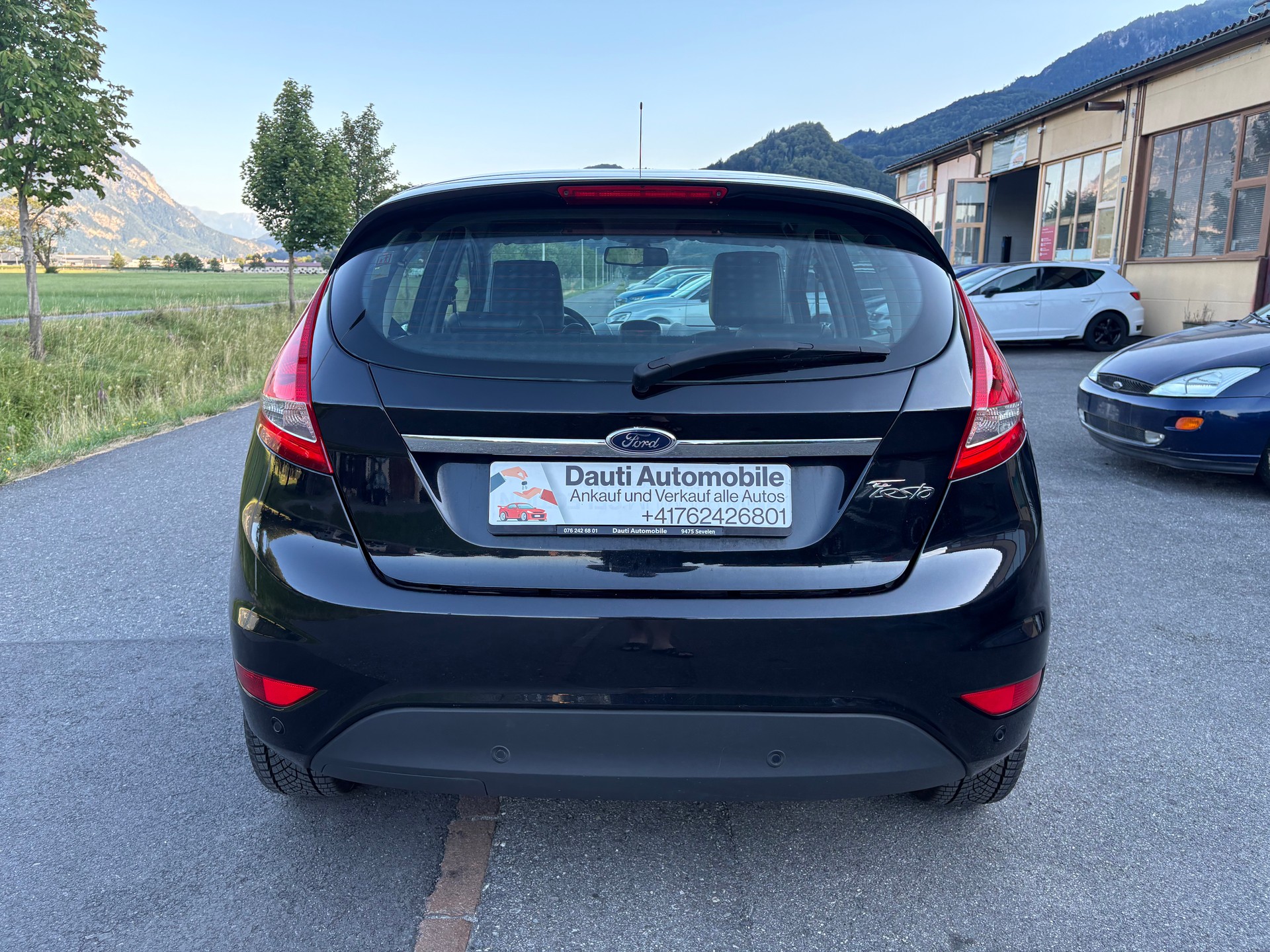 FORD Fiesta 1.4 16V Titanium Automatic-image-4