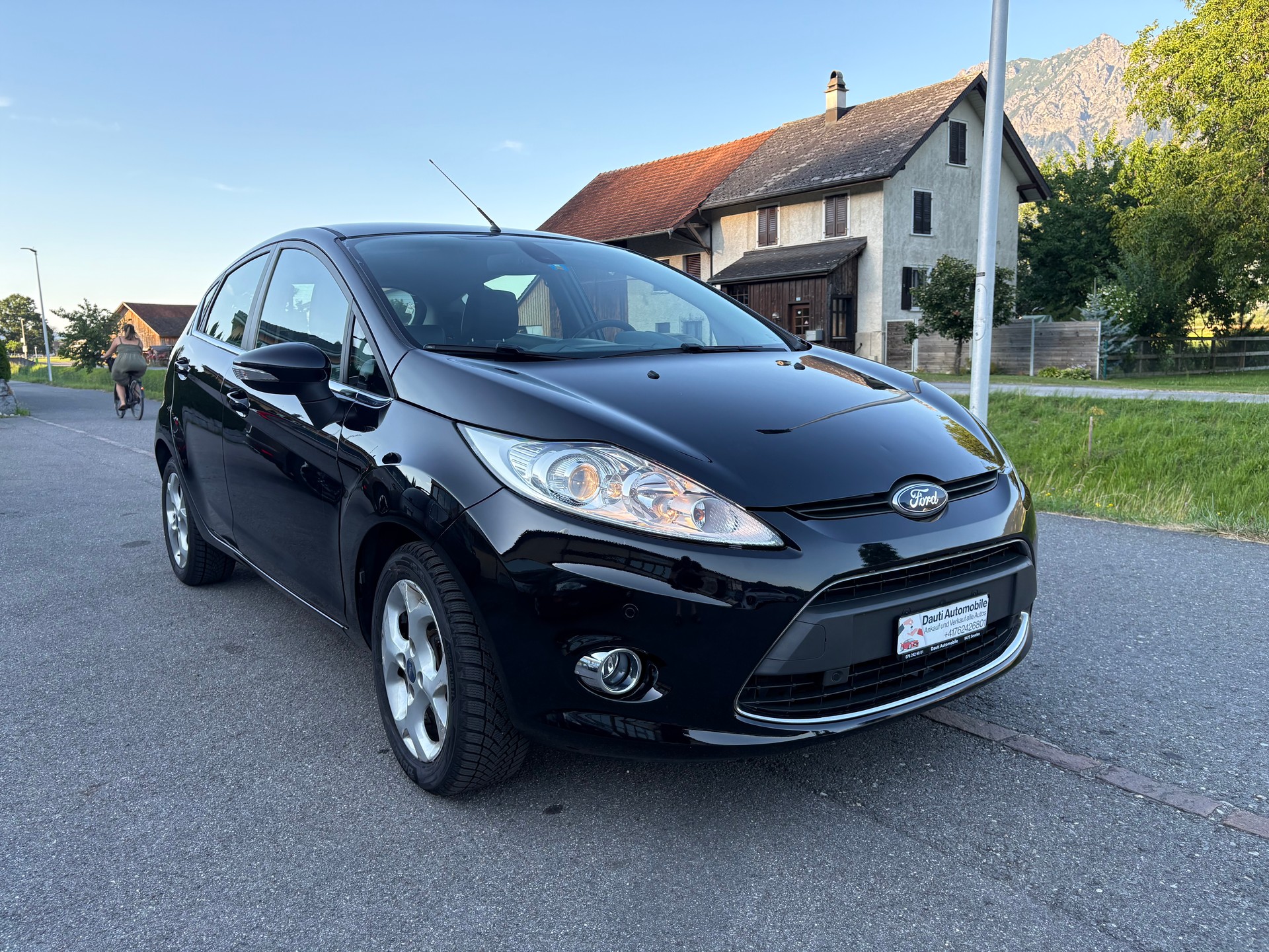 FORD Fiesta 1.4 16V Titanium Automatic-image-0