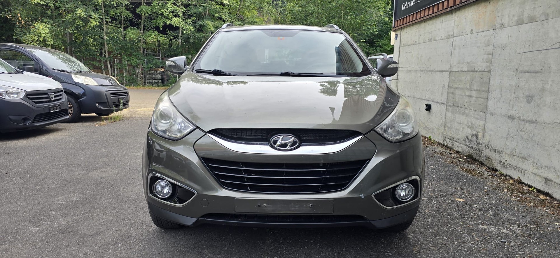 HYUNDAI iX 35 2.0 CRDi Style 4WD Automatic-image-1