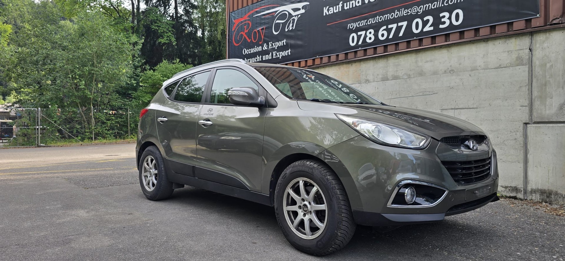 HYUNDAI iX 35 2.0 CRDi Style 4WD Automatic-image-0