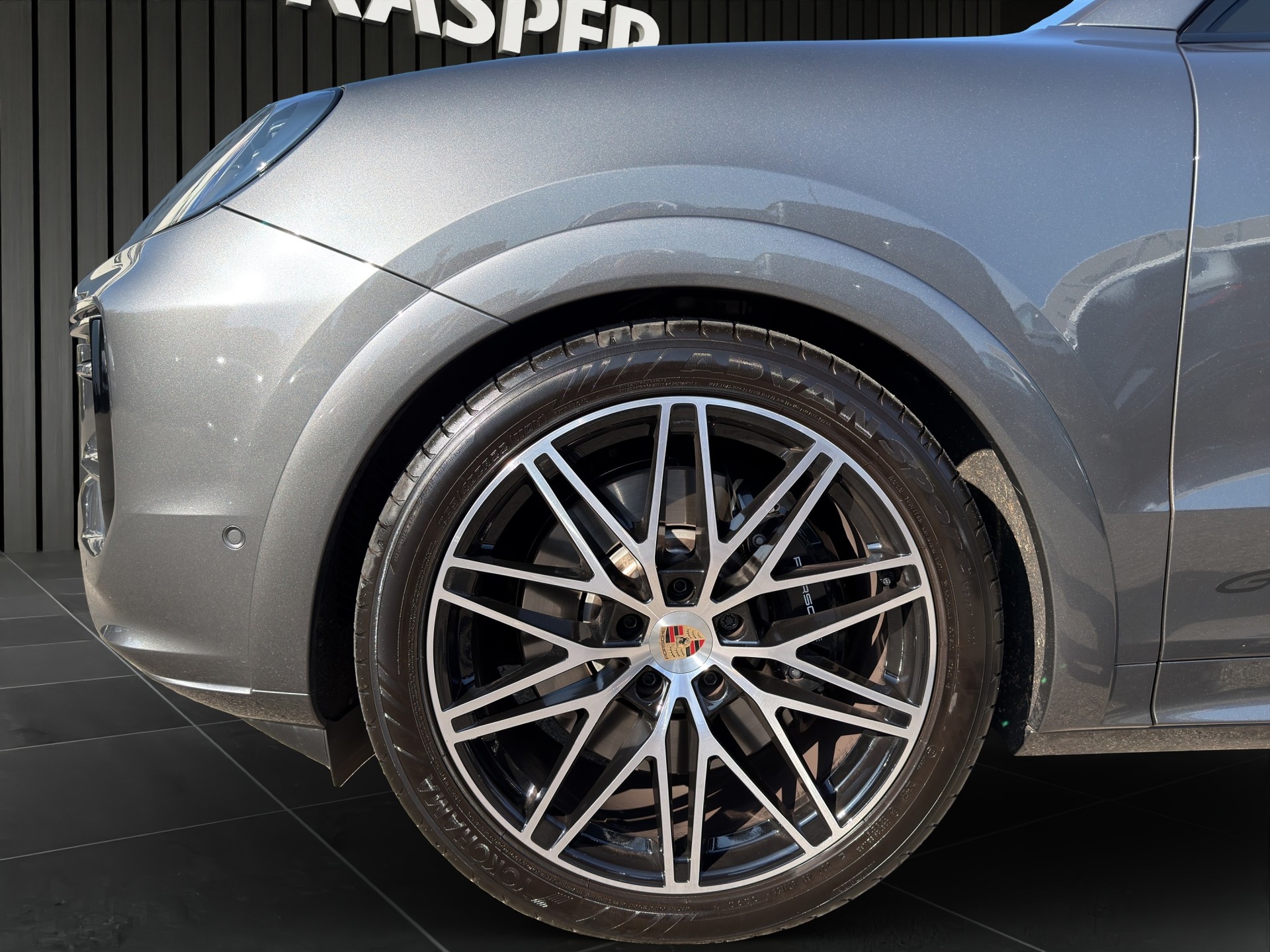 PORSCHE Cayenne Coupé 4.0 V8 GTS-image-7