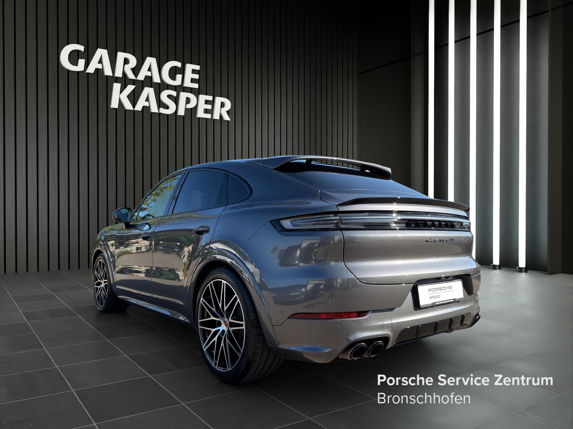 PORSCHE Cayenne Coupé 4.0 V8 GTS-image-2