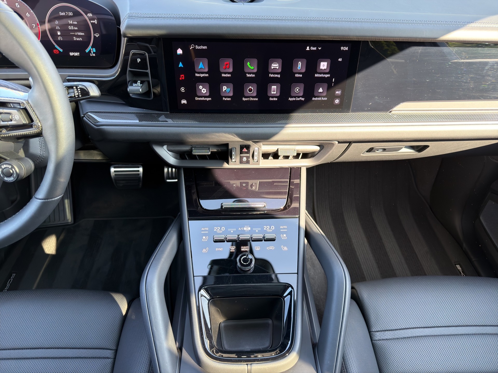 PORSCHE Cayenne Coupé 4.0 V8 GTS-image-13