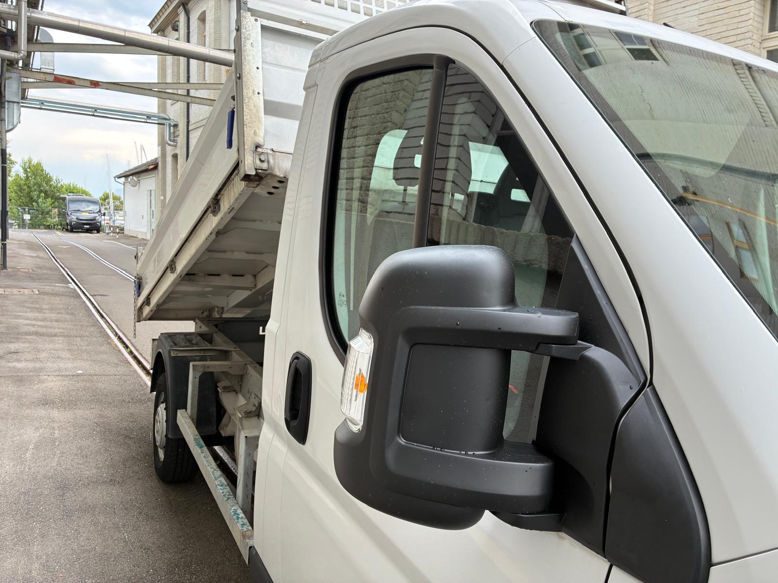 PEUGEOT Boxer 2.2 HDI 335 Pro L2-image-8