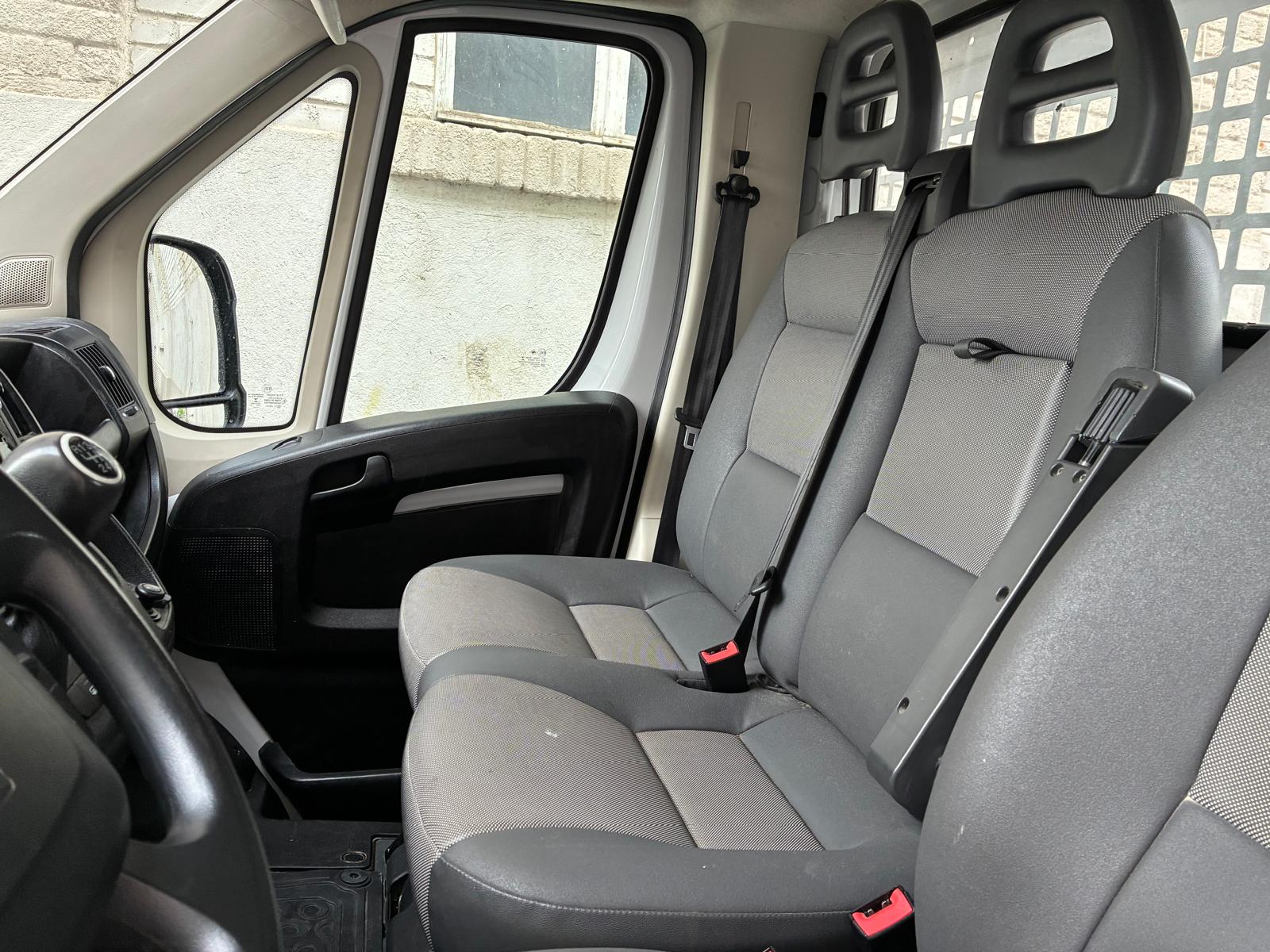 PEUGEOT Boxer 2.2 HDI 335 Pro L2-image-11