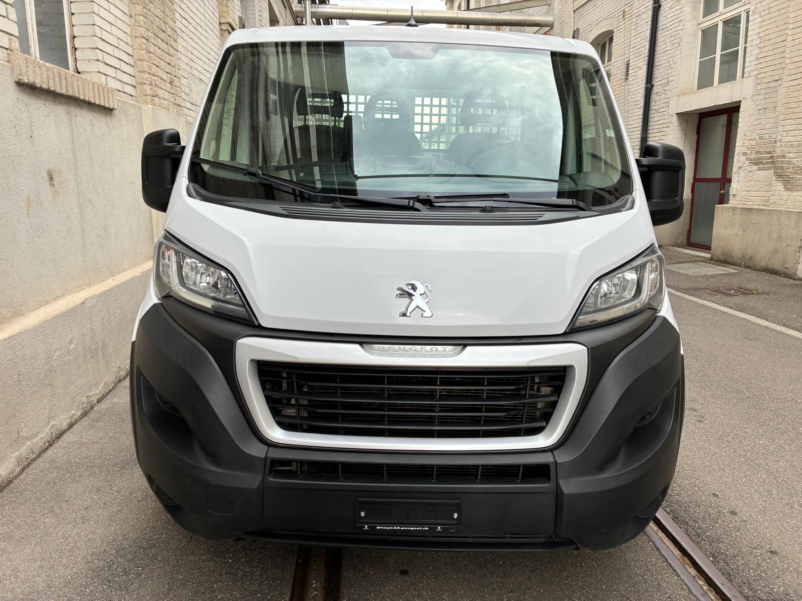 PEUGEOT Boxer 2.2 HDI 335 Pro L2-image-1