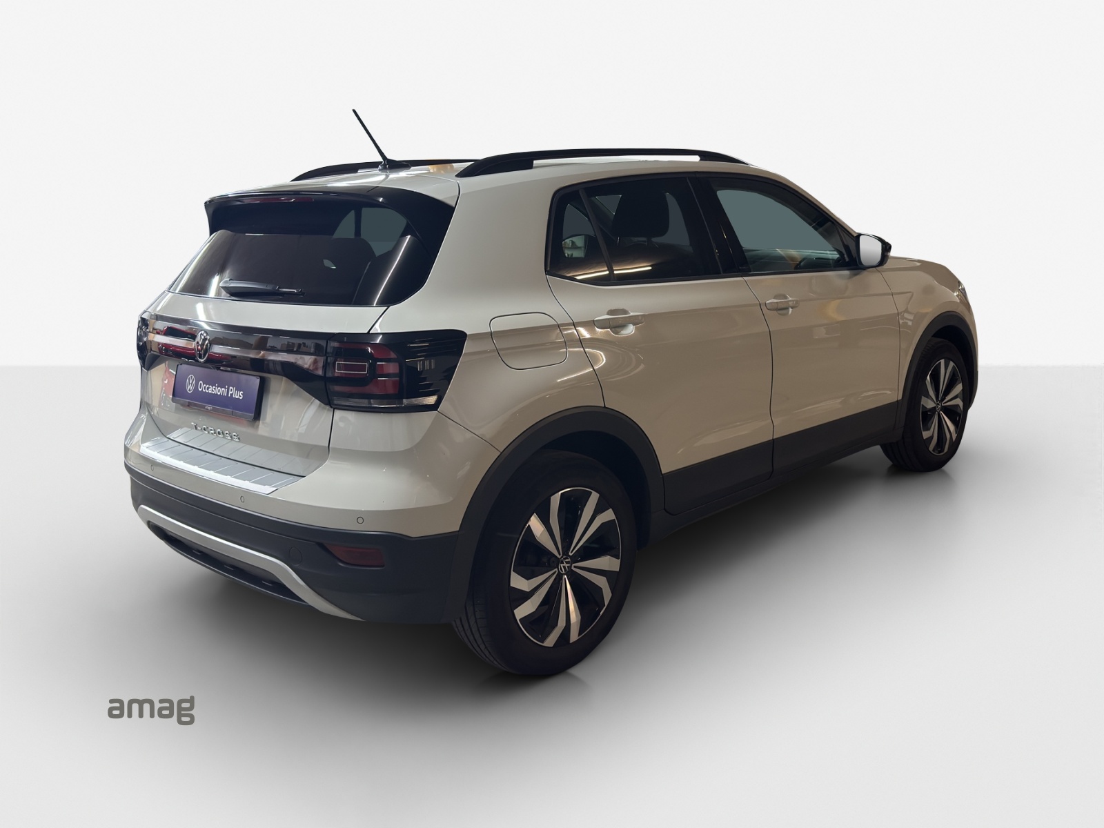 VW T-Cross 1.0 TSI Life Selection-image-4