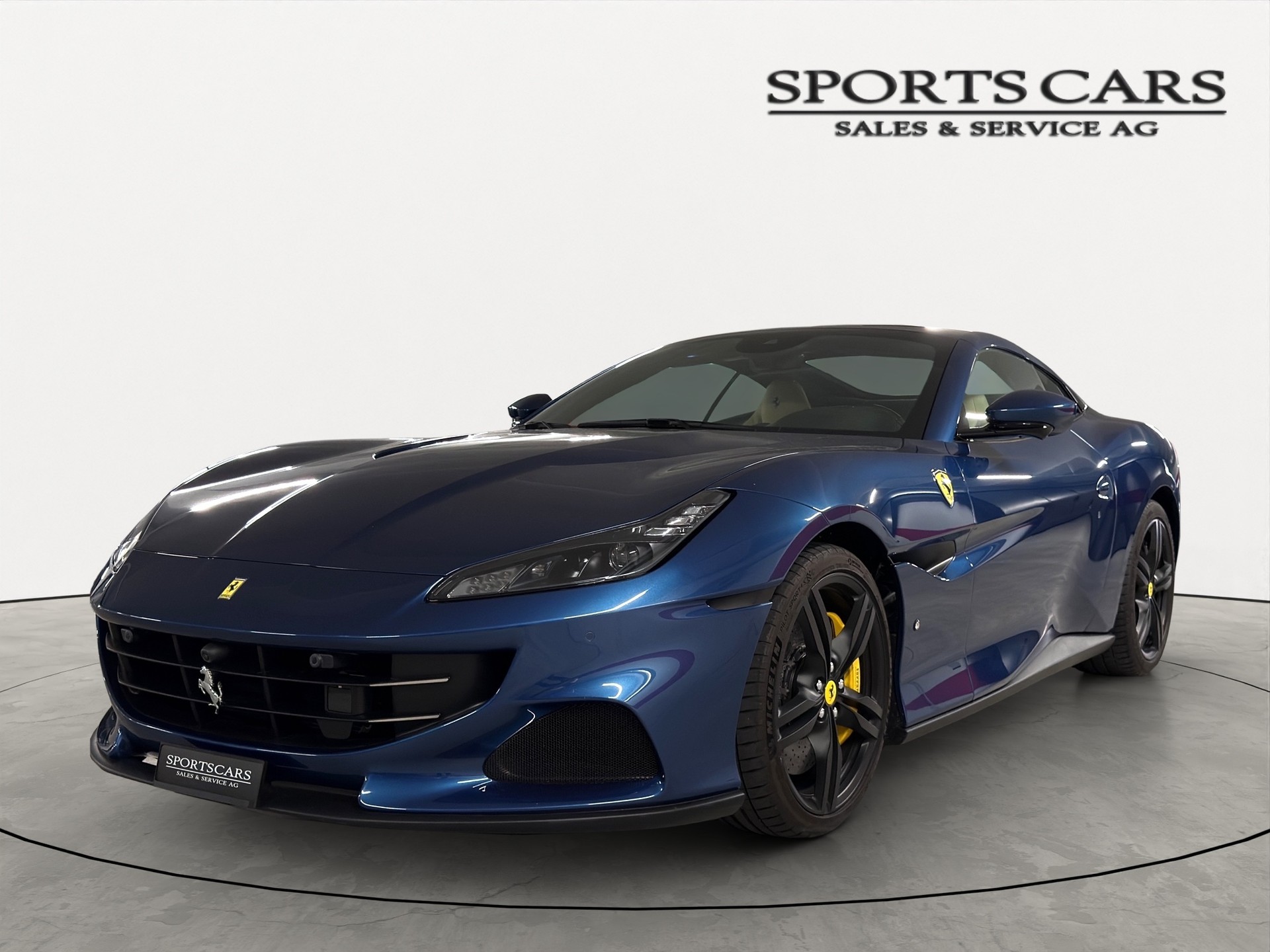 FERRARI Portofino M-image-3
