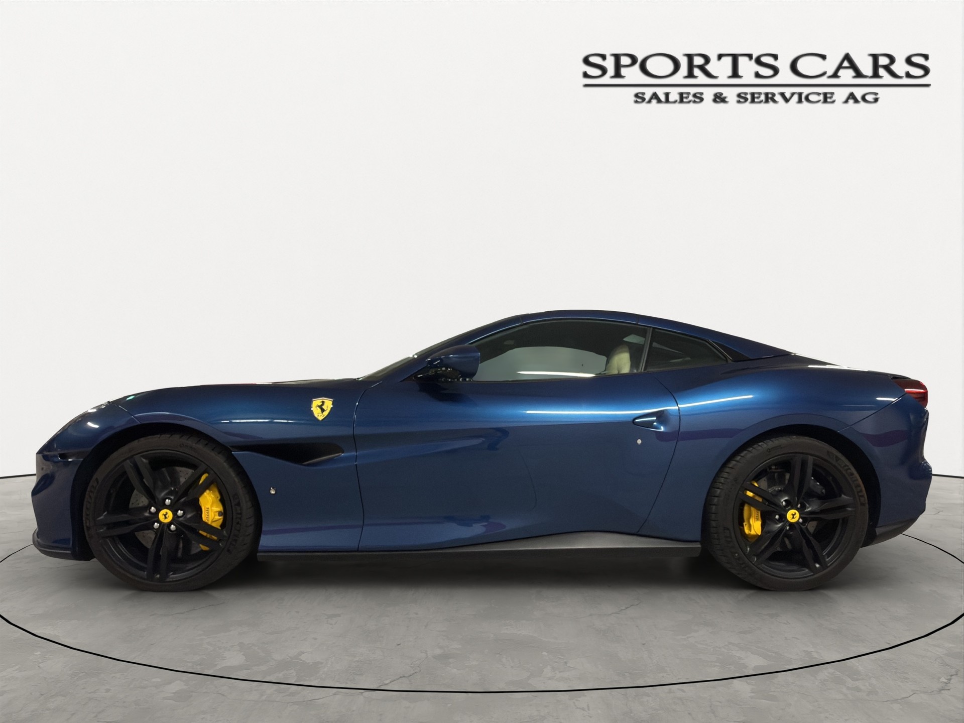 FERRARI Portofino M-image-4