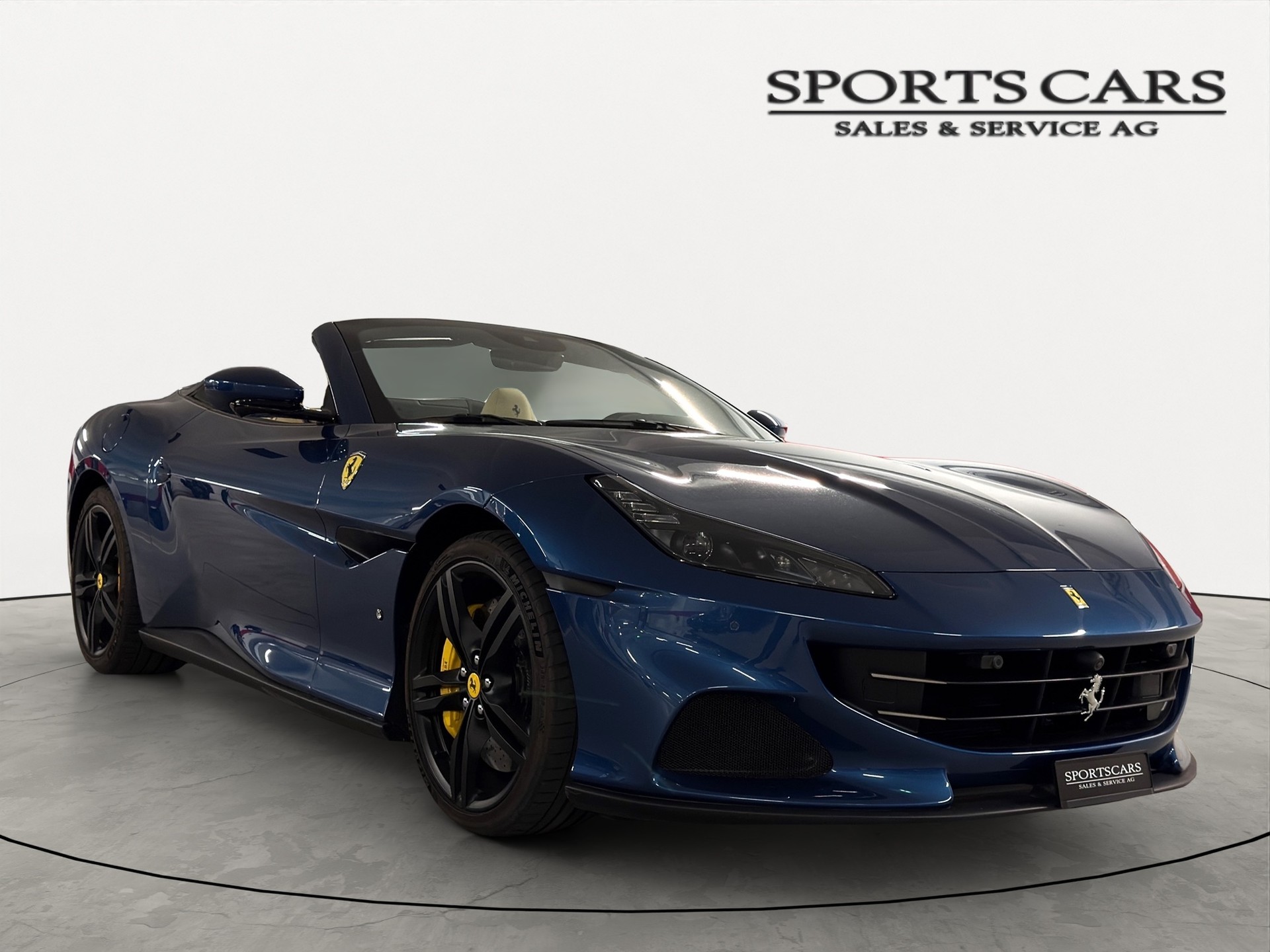 FERRARI Portofino M-image-0