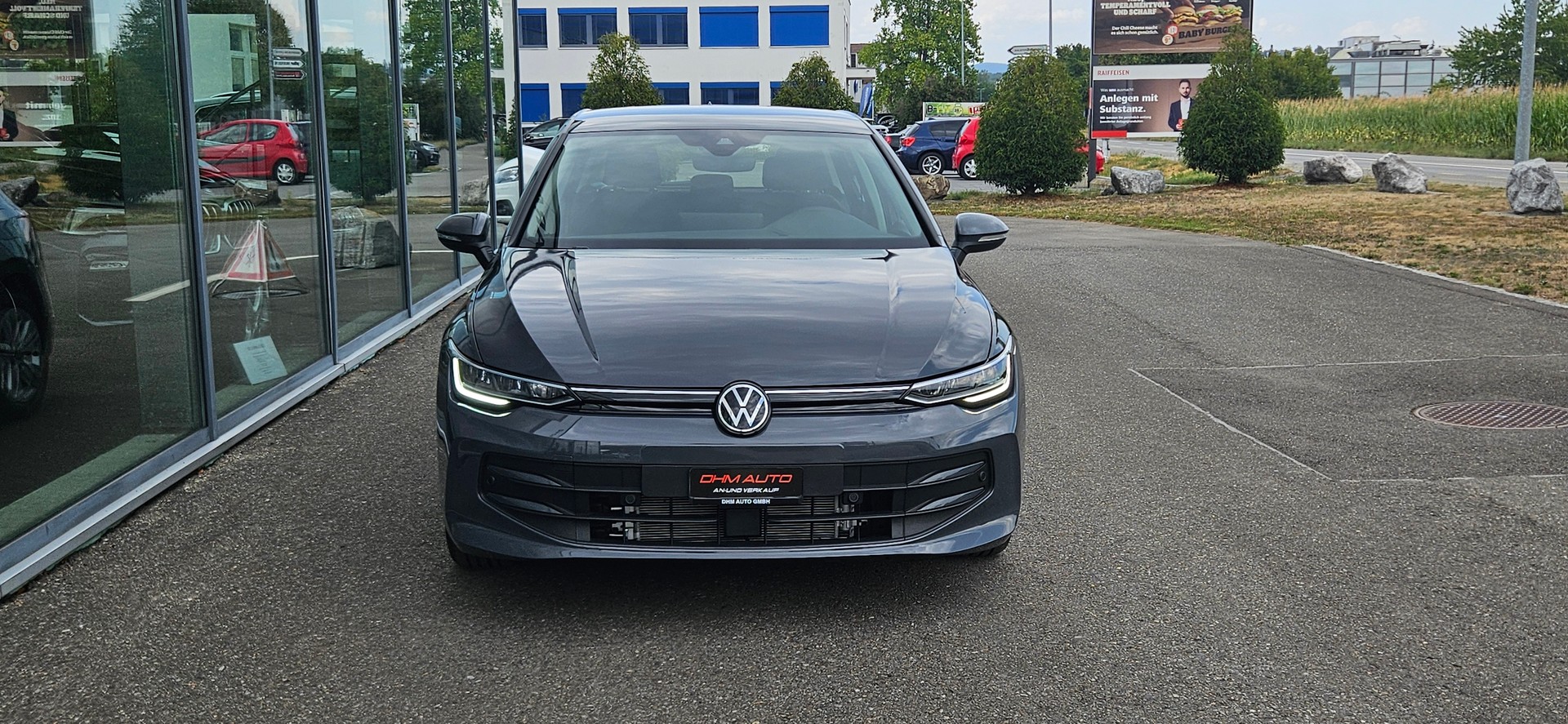 VW Golf 1.5 e TSI mHEV Basis DSG-image-2