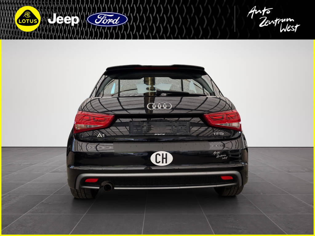 AUDI A1 1.2 TFSI Attraction-image-3