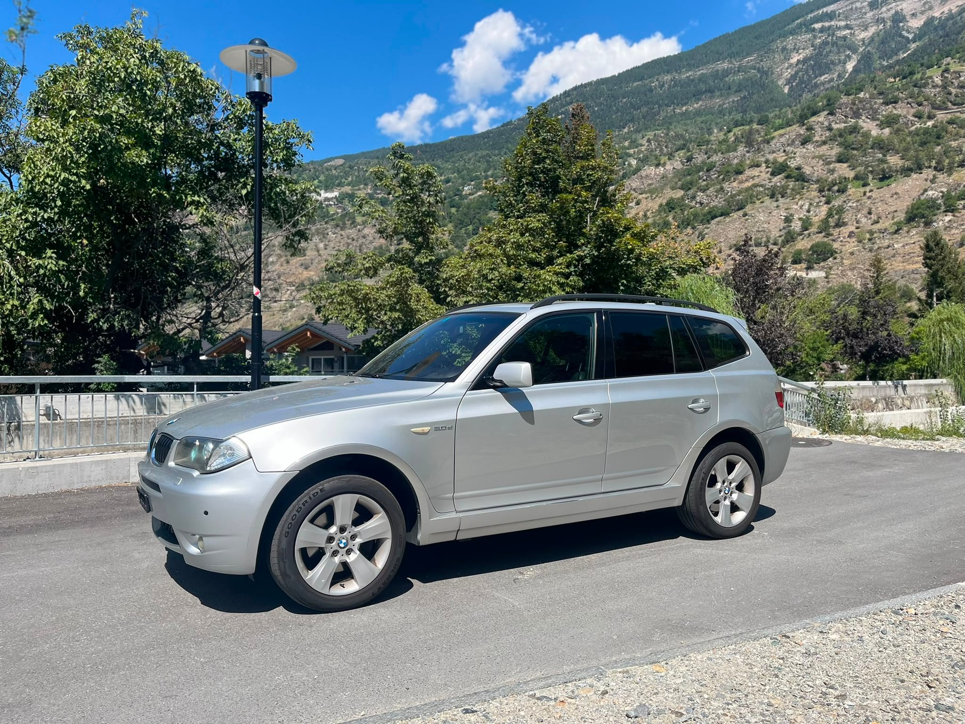 BMW X3 3.0d-image-1
