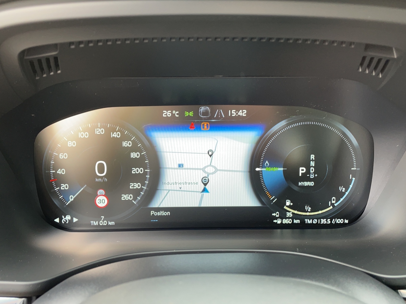 VOLVO XC60 2.0 T6 TE R-Design eAWD-image-14