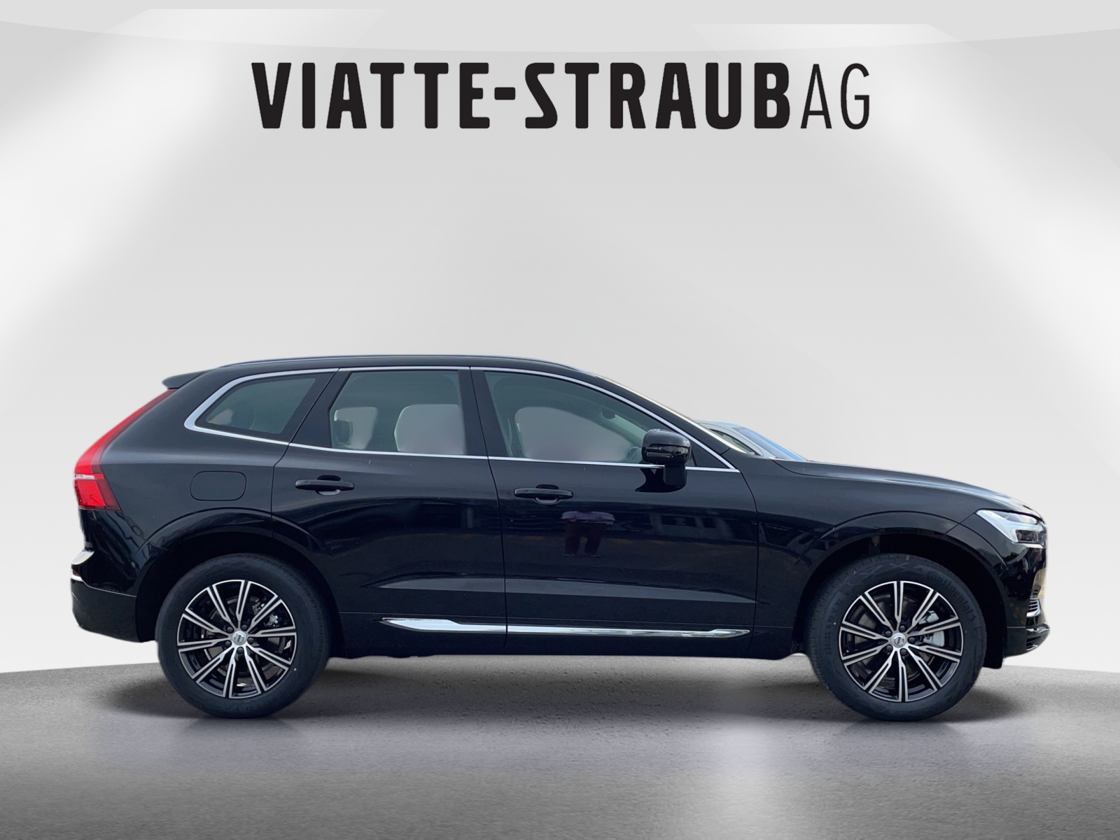 VOLVO XC60 2.0 T6 TE R-Design eAWD-image-5