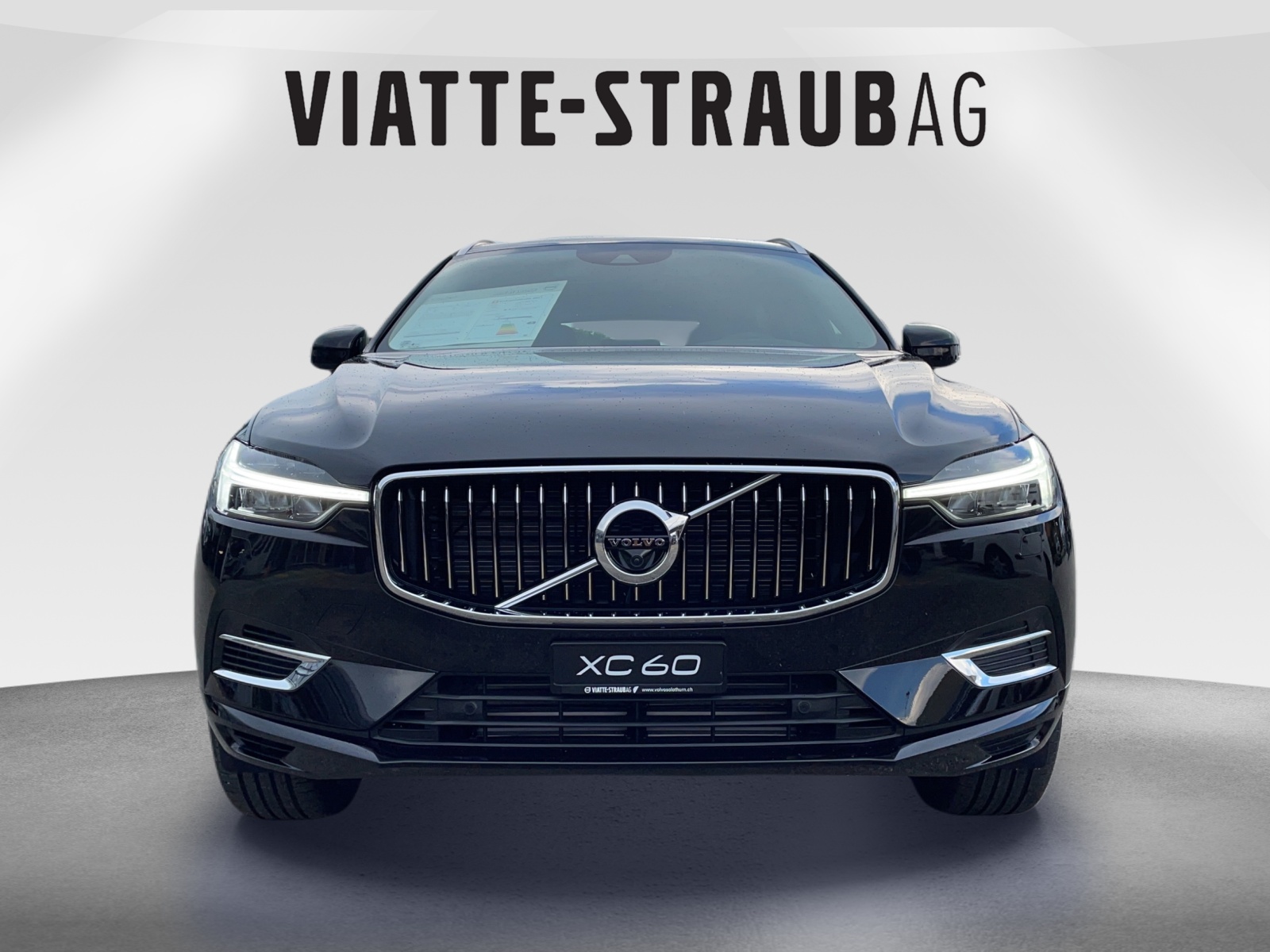 VOLVO XC60 2.0 T6 TE R-Design eAWD-image-2