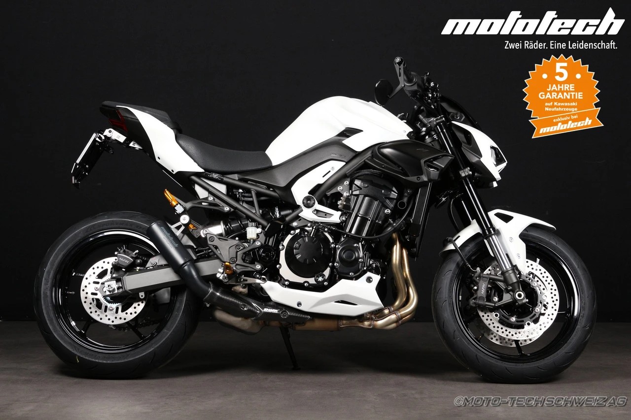 KAWASAKI Z 900 STAGE 1 (35/70kW) PEARL WHITE EDITION