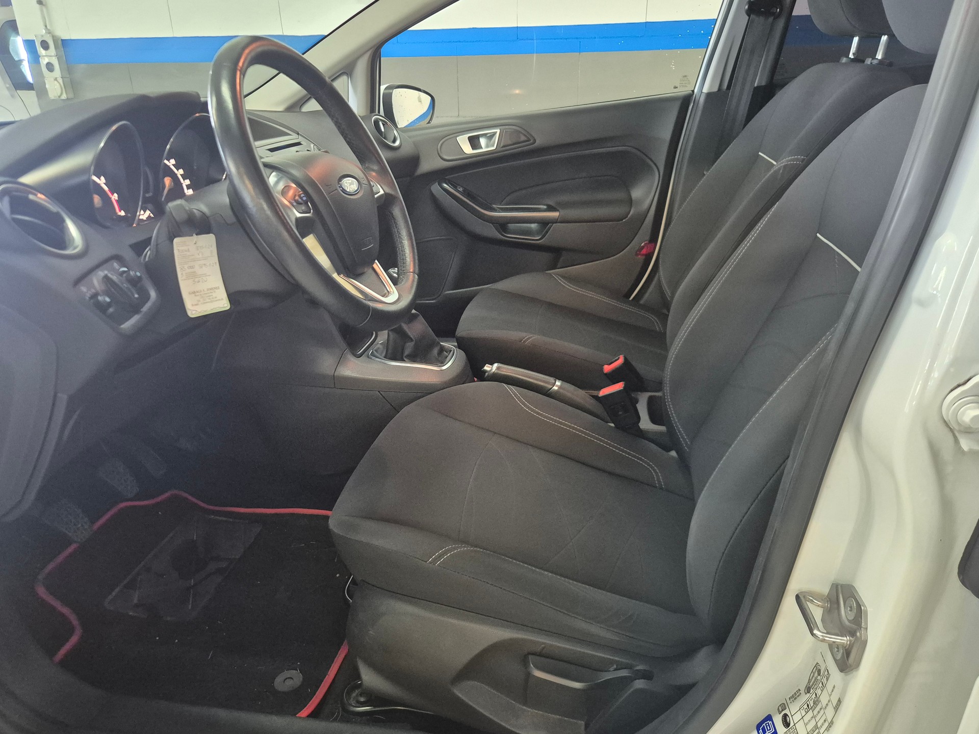 FORD Fiesta 1.0 SCTi Trend-image-6