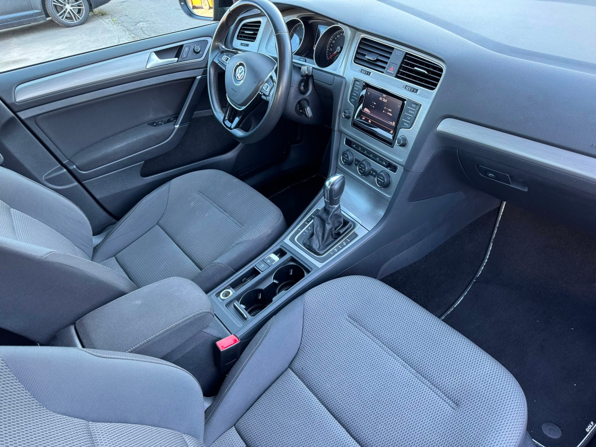 VW Golf 1.4 TSI Comfortline DSG-image-8