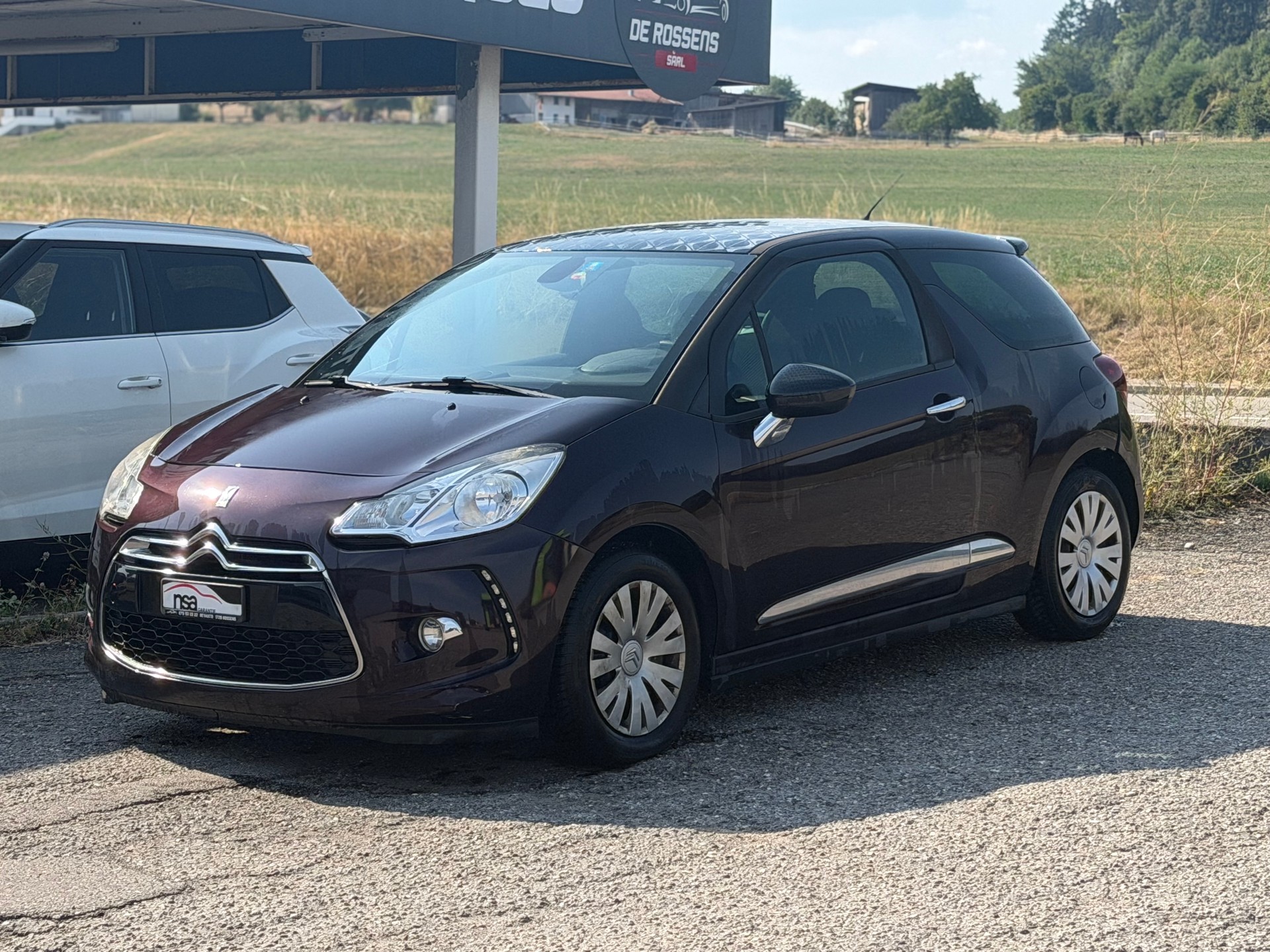 DS AUTOMOBILES DS3 1.6 16V HDi Faubourg Addict-image-1