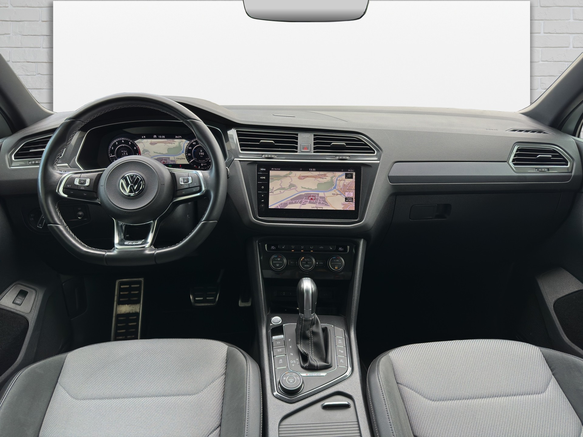 VW Tiguan 2.0TSI Highline R-LINE 4Motion DSG-image-8