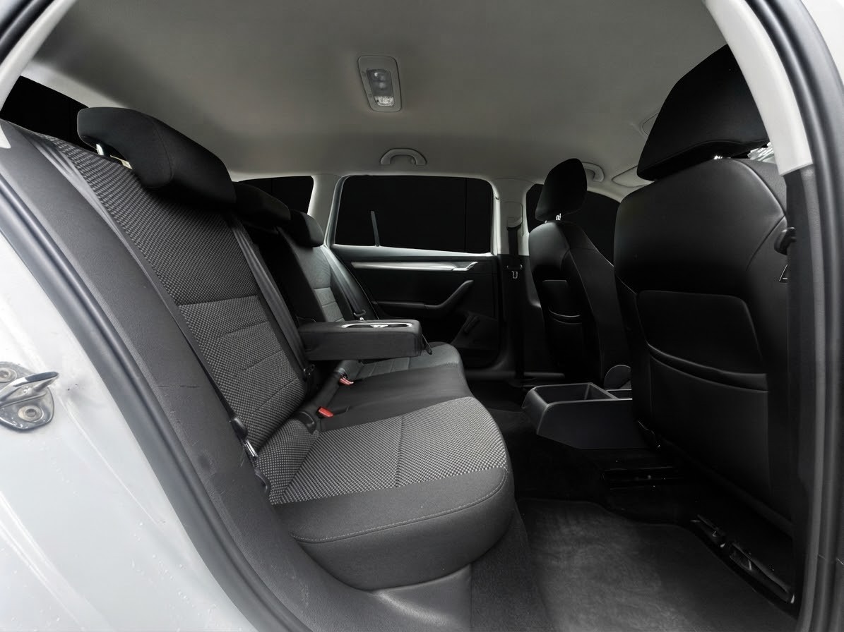 SKODA Octavia Combi 1.4 TSI Ambition *SPEZIALPREIS*-image-11