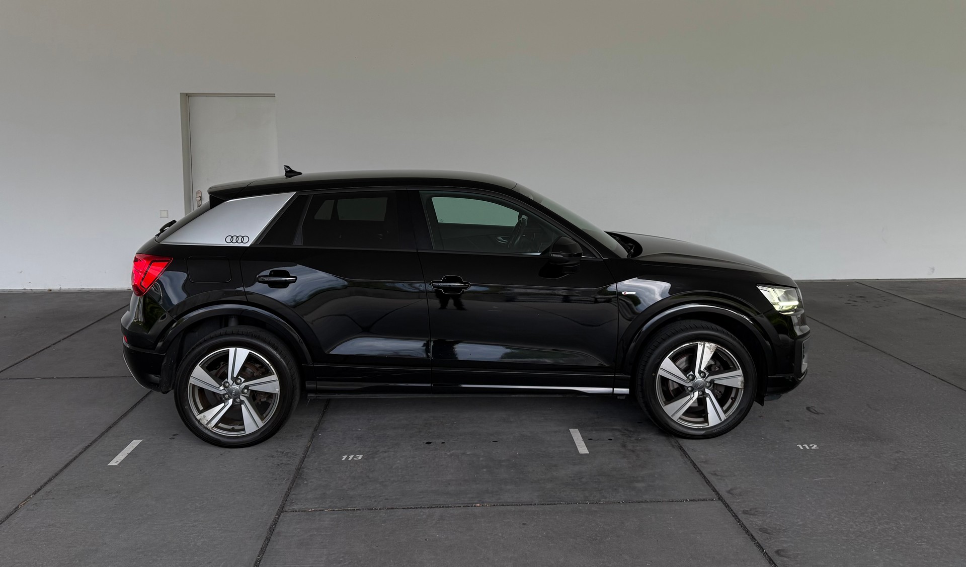 AUDI Q2 2.0 TDI quattro S-tronic S-Line-image-5
