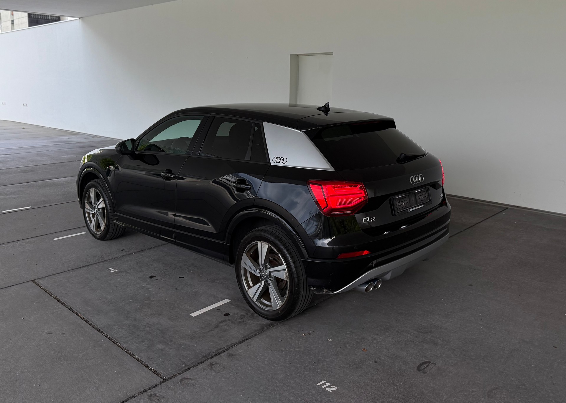 AUDI Q2 2.0 TDI quattro S-tronic S-Line-image-2