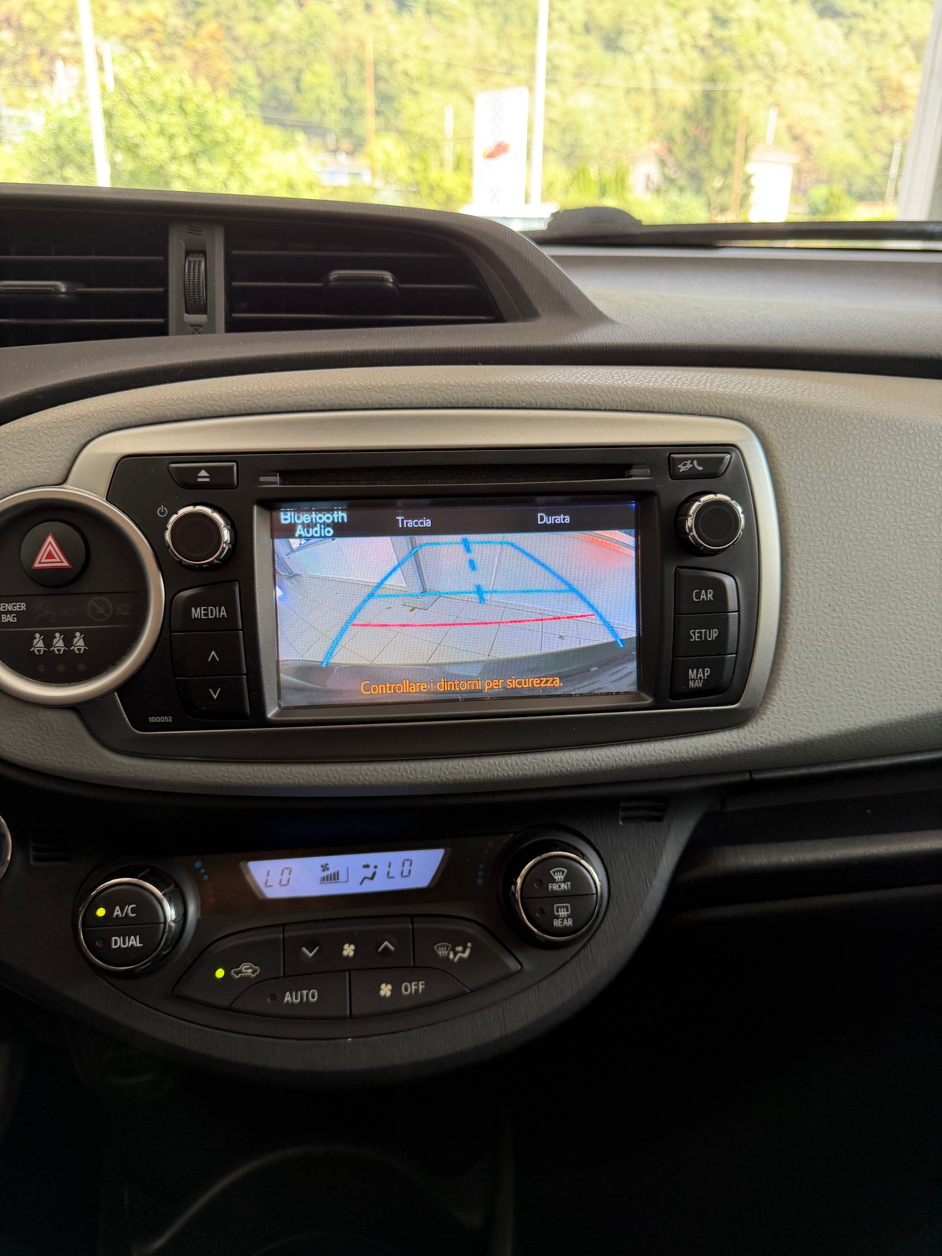 TOYOTA Yaris 1.5 VVT-i Hybrid Luna CVT-image-10