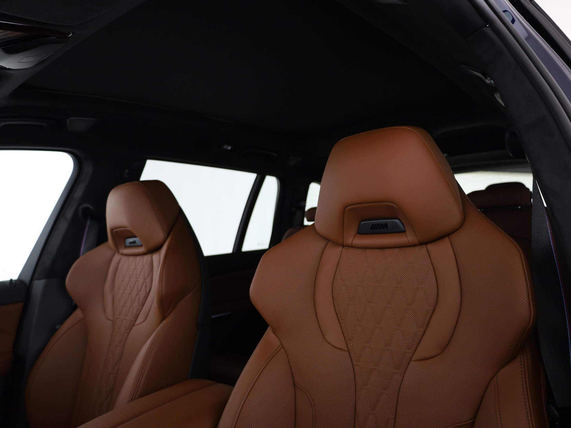 BMW X7 40i xDrive-image-11