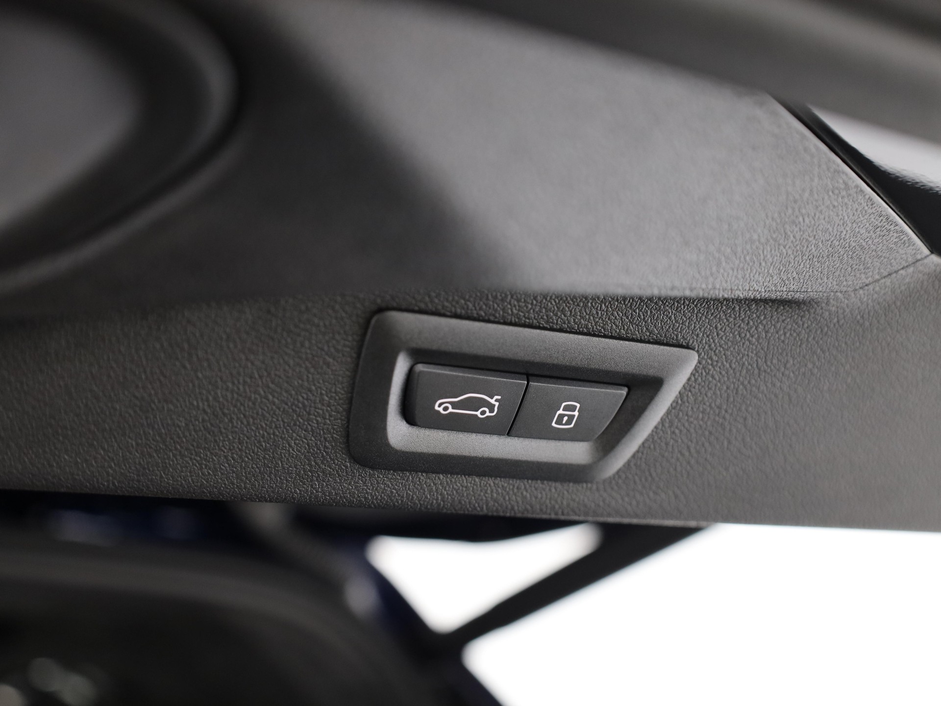 BMW X7 40i xDrive-image-9