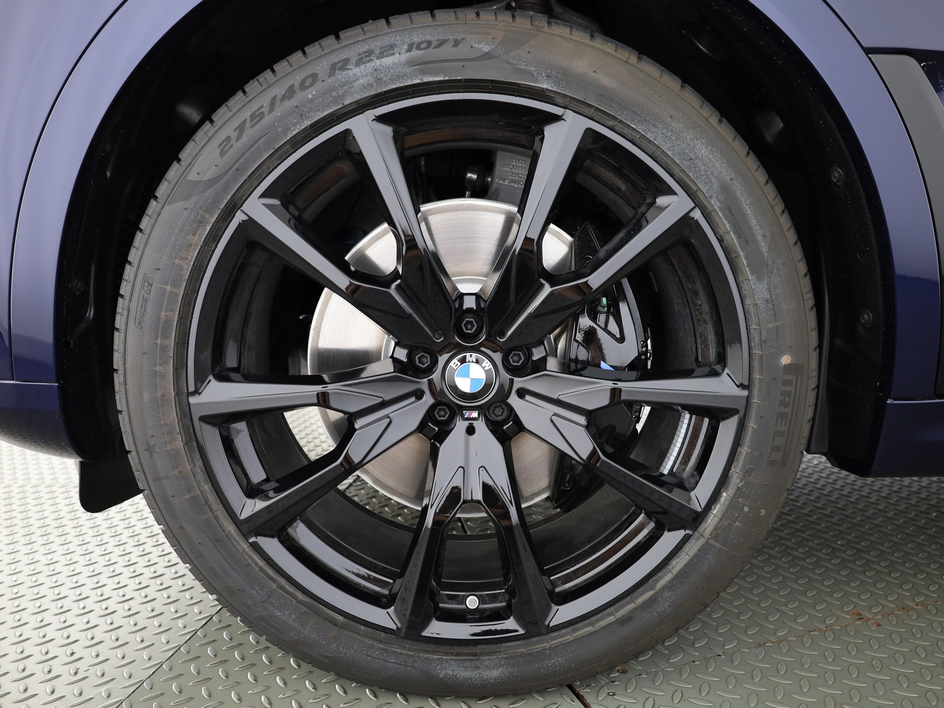 BMW X7 40i xDrive-image-22