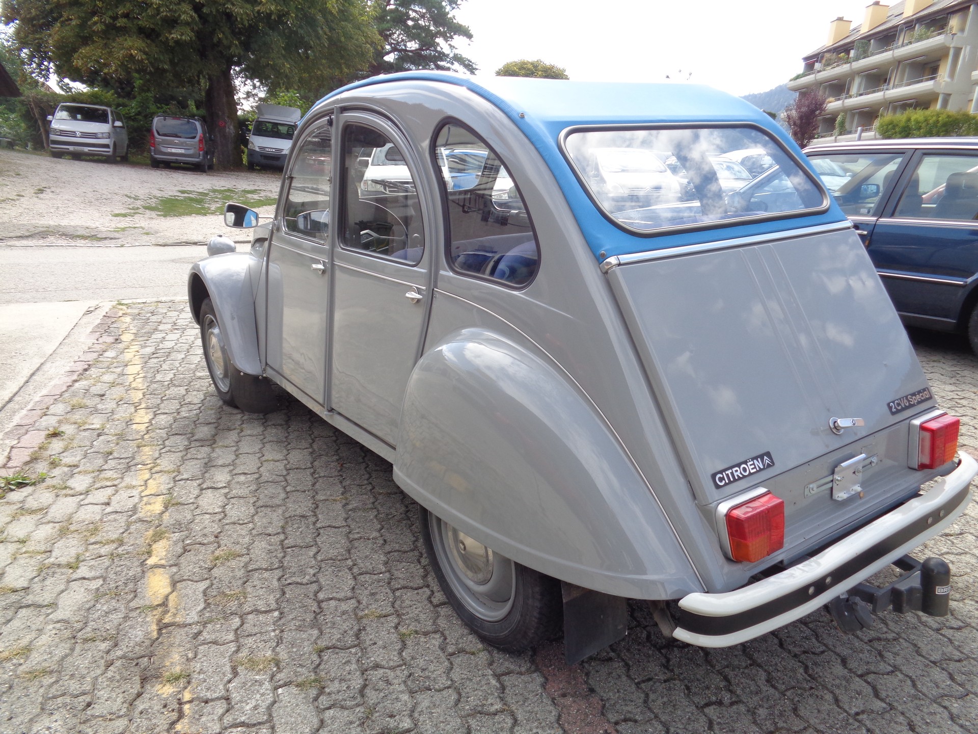 CITROEN 2CV6 Spécial (Club)-image-6