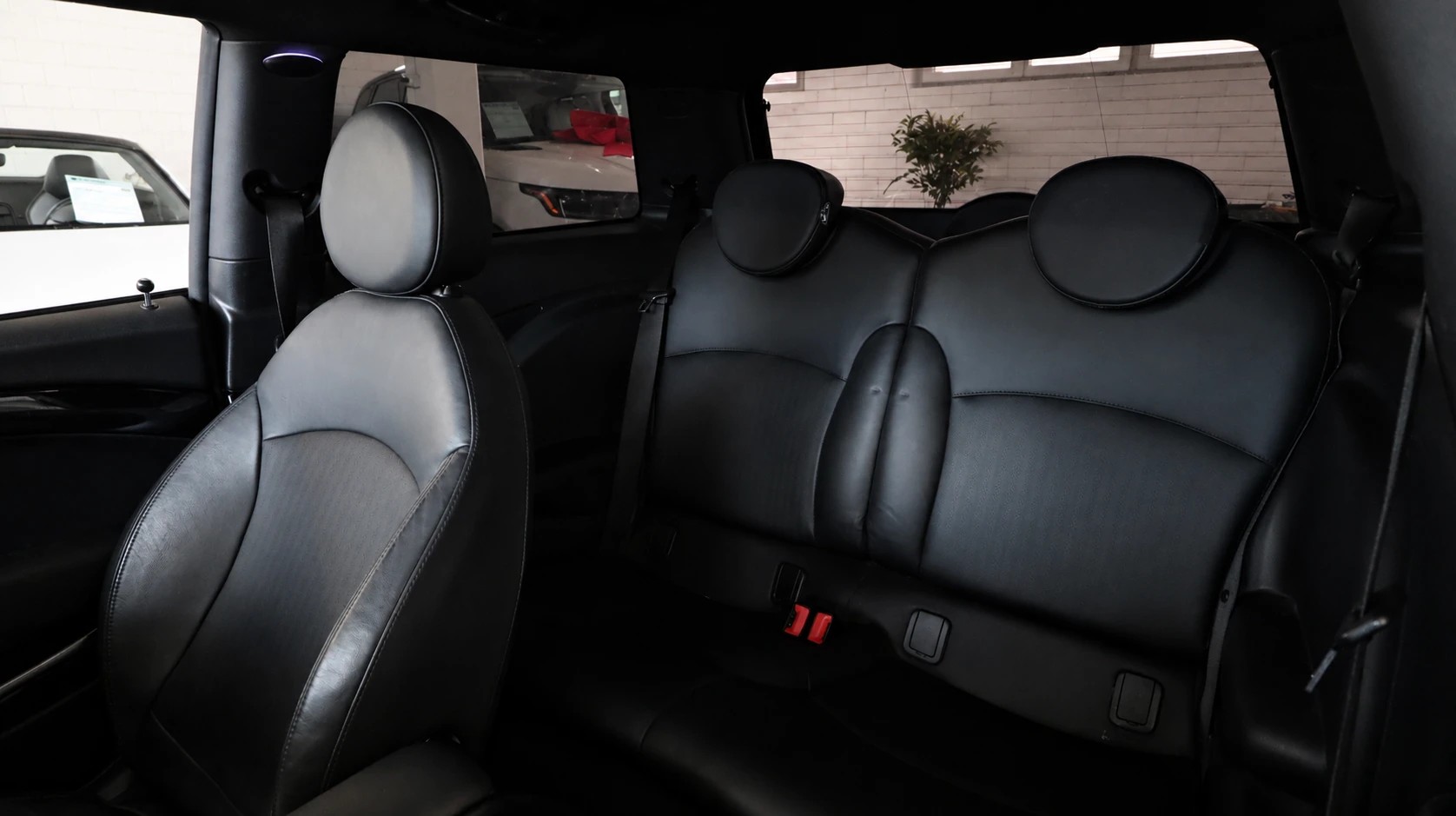 MINI Cooper John Cooper Works-image-4
