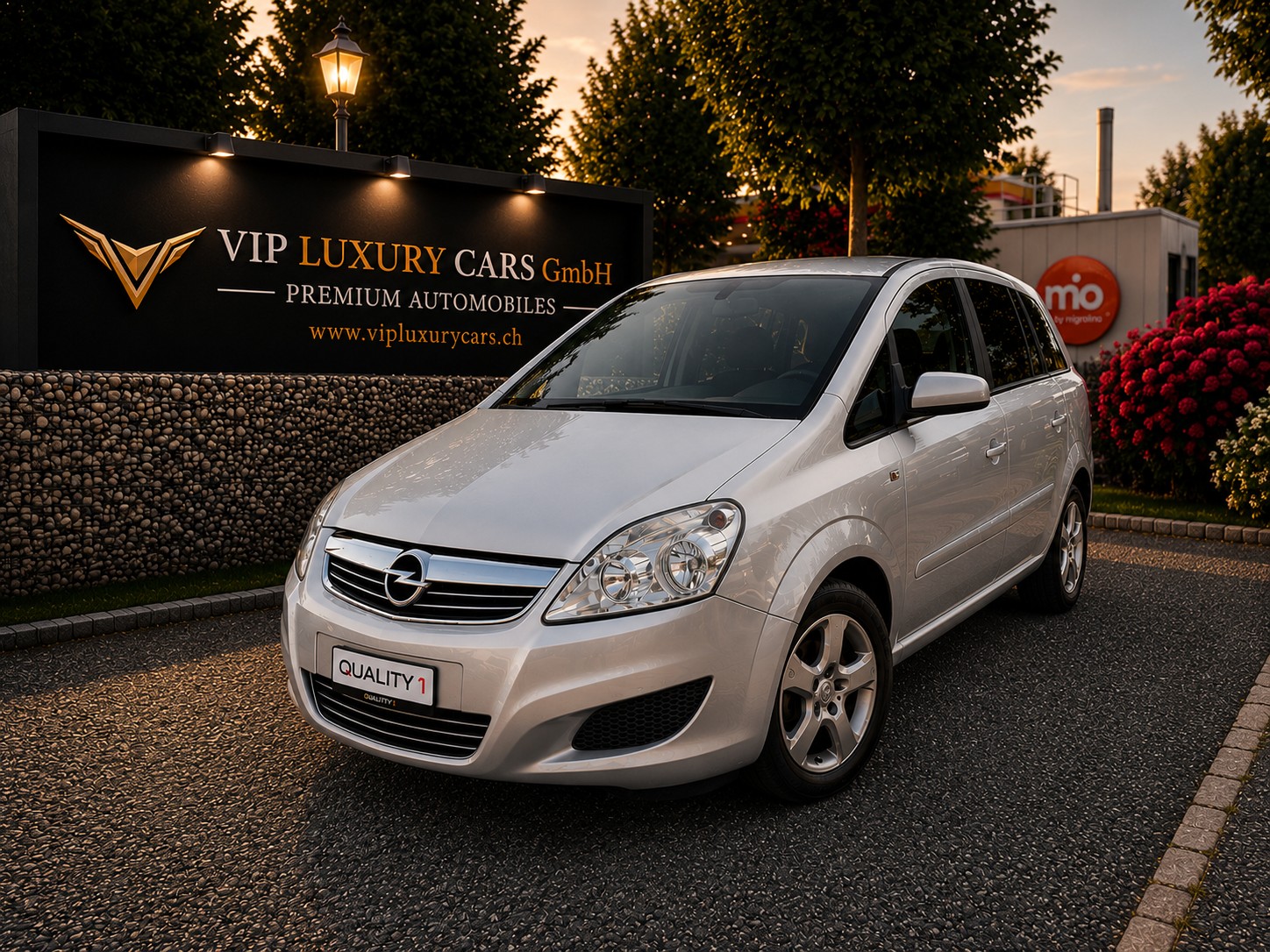 OPEL Zafira 2.2i 16V Sport Automatic-image-0