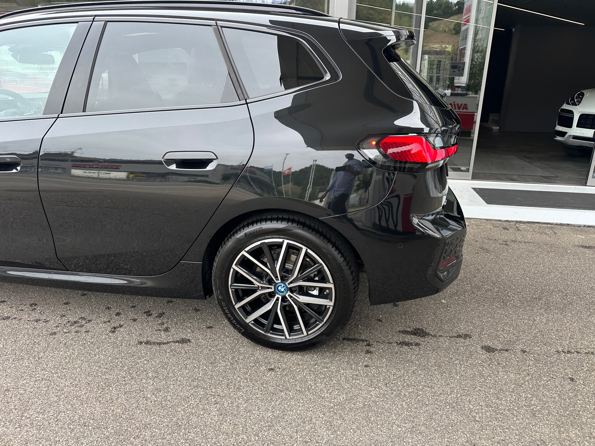 BMW 225e xDrive Active Tourer M Sport-image-6