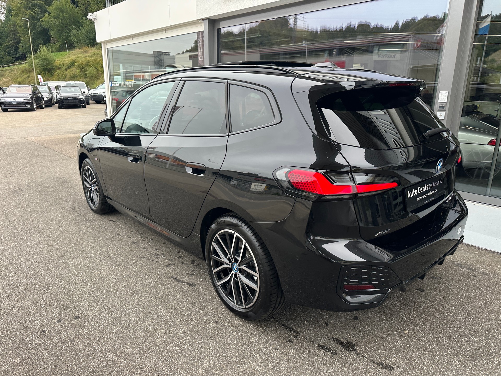 BMW 225e xDrive Active Tourer M Sport-image-1
