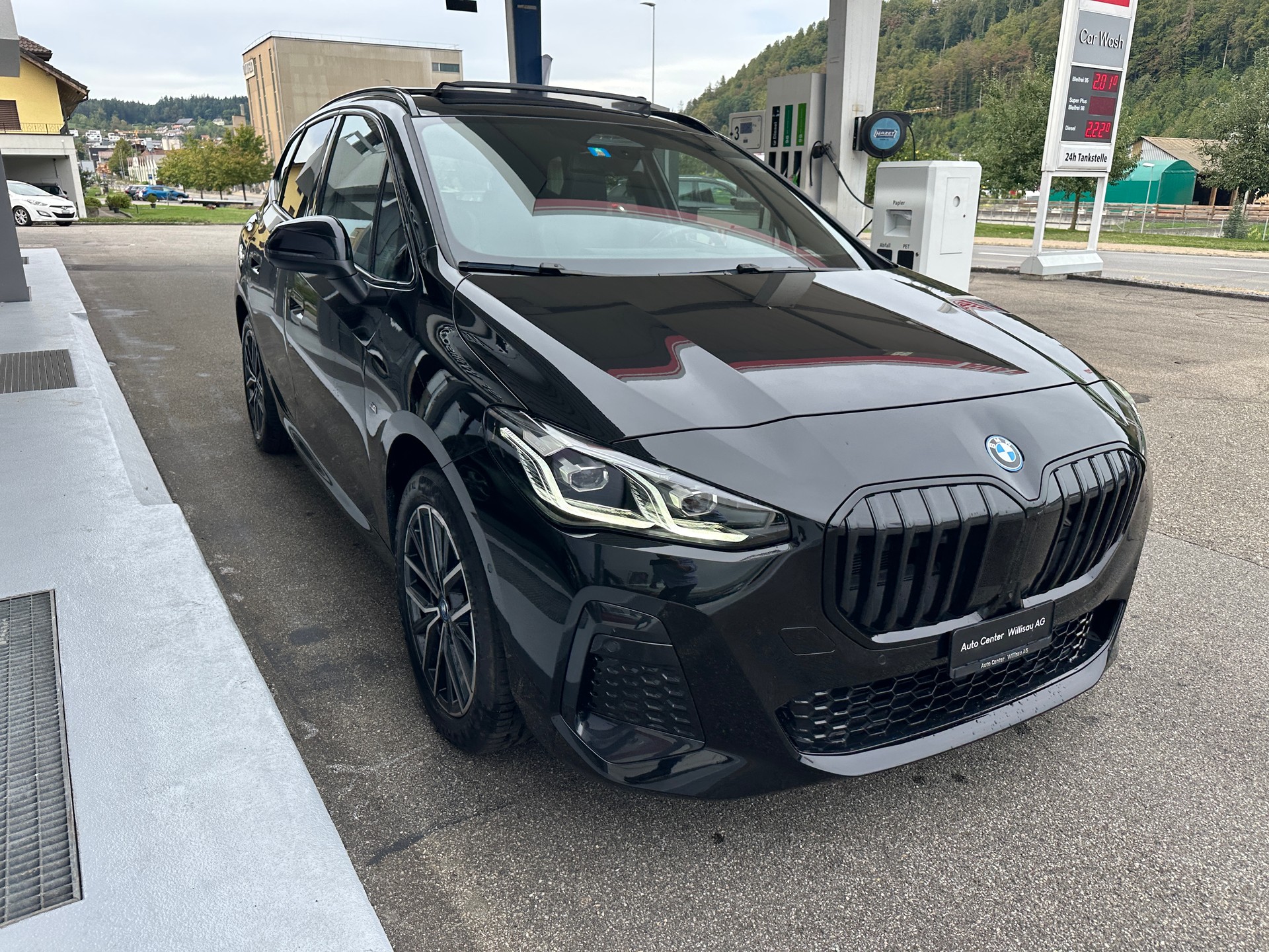 BMW 225e xDrive Active Tourer M Sport-image-10