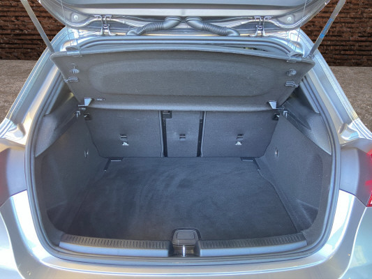 MERCEDES-BENZ A 35 AMG 4Matic-image-6