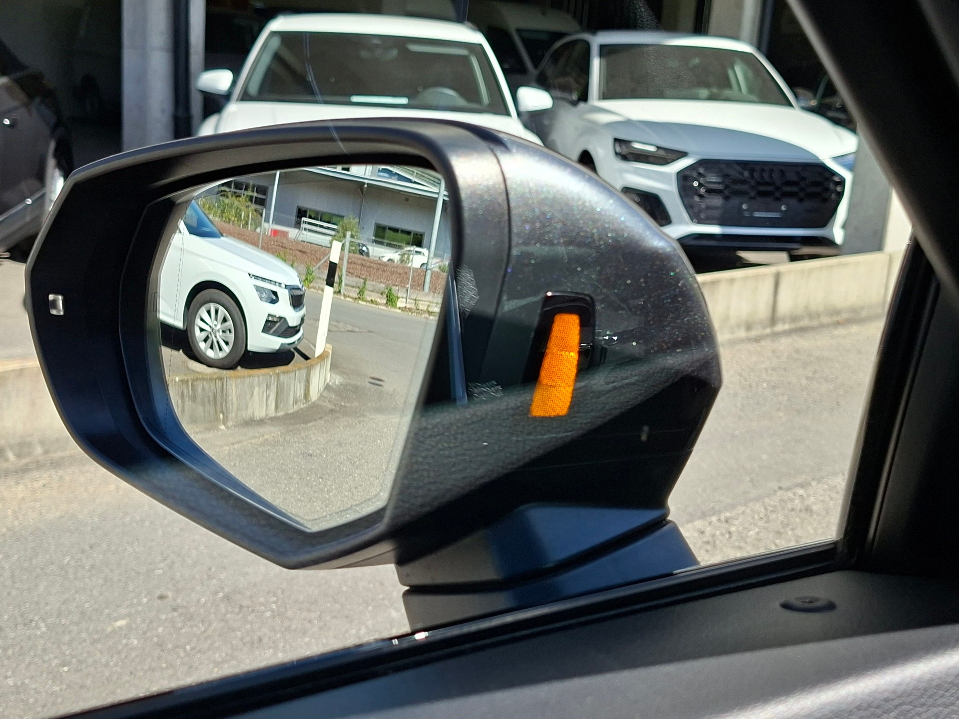 AUDI Q3 35 TFSI S line Attraction S-tronic *inkl. CH-Audi Garantie 4 Jahre*-image-12