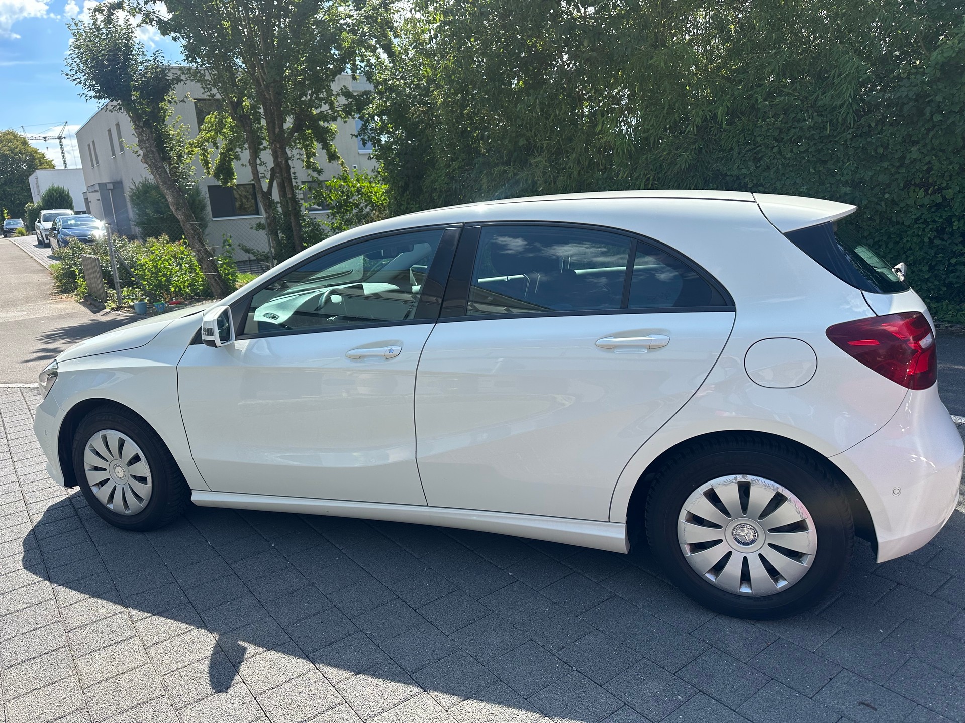 MERCEDES-BENZ A 180 CDI Style-image-2