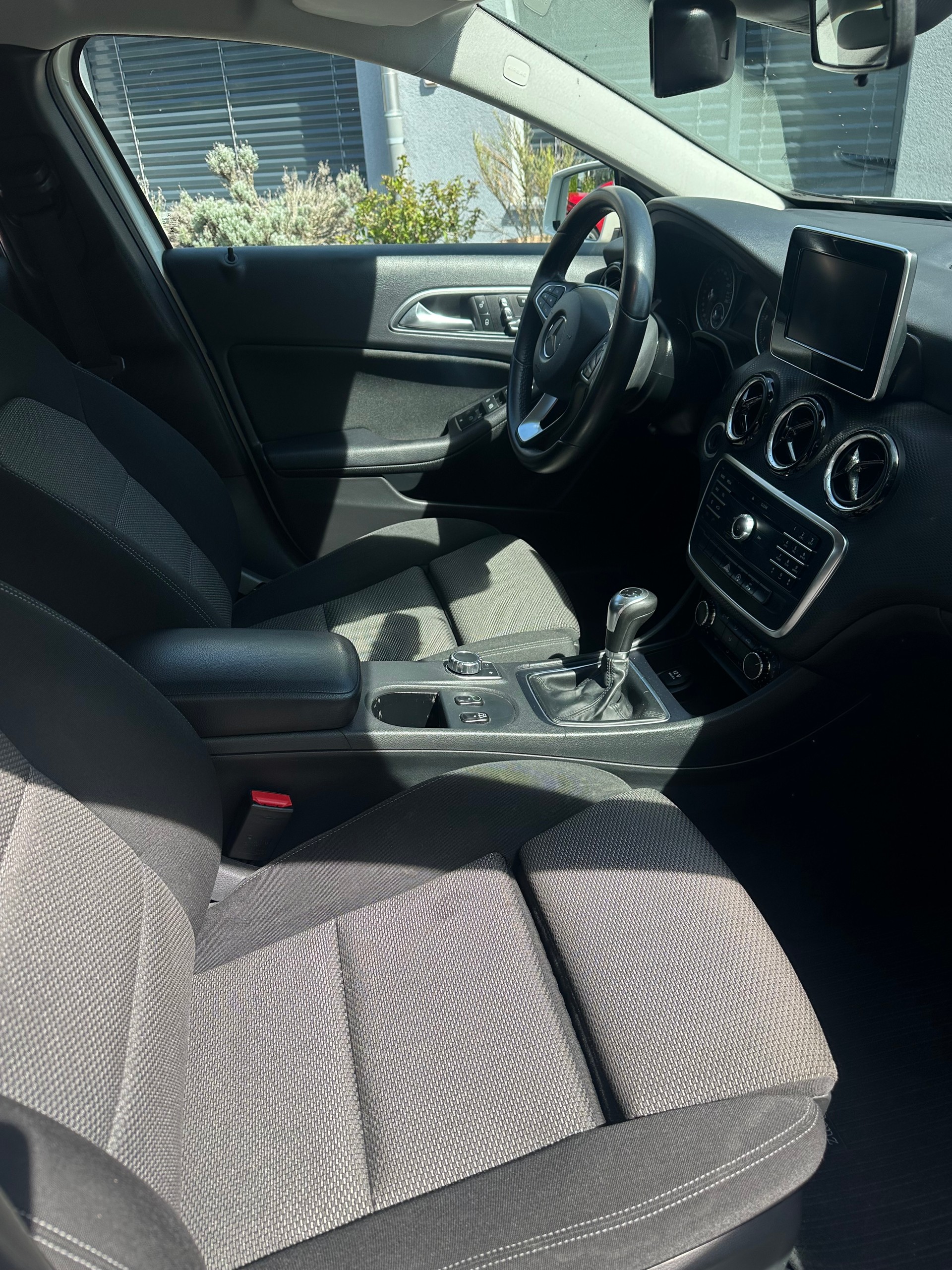 MERCEDES-BENZ A 180 CDI Style-image-6