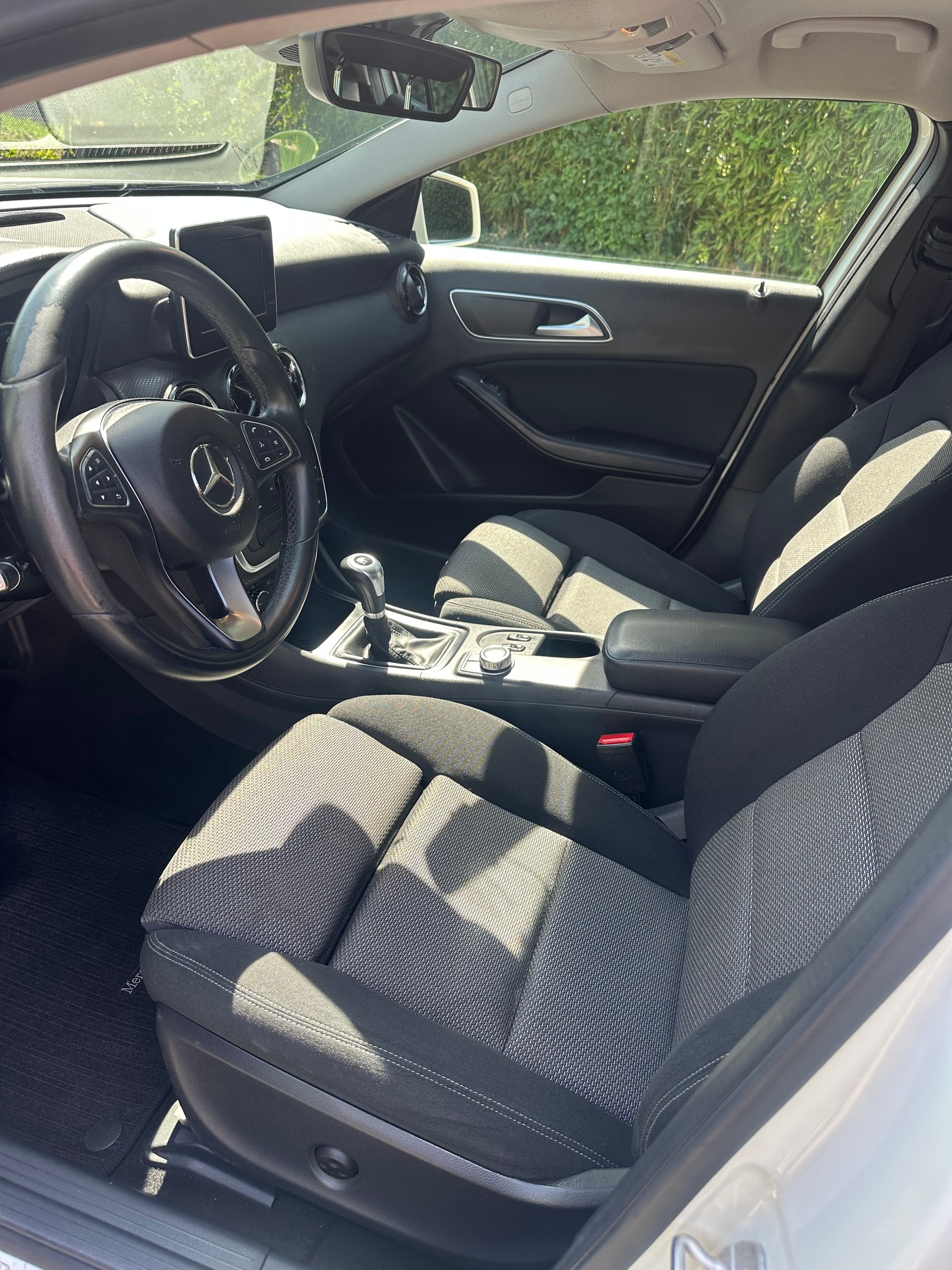 MERCEDES-BENZ A 180 CDI Style-image-11
