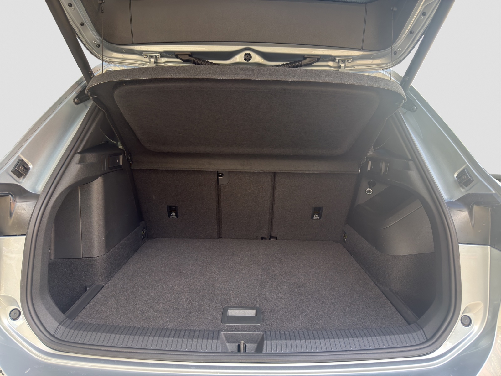 VW Tiguan 1.5 TSI evo2 eHybrid R-Line DSG-image-7