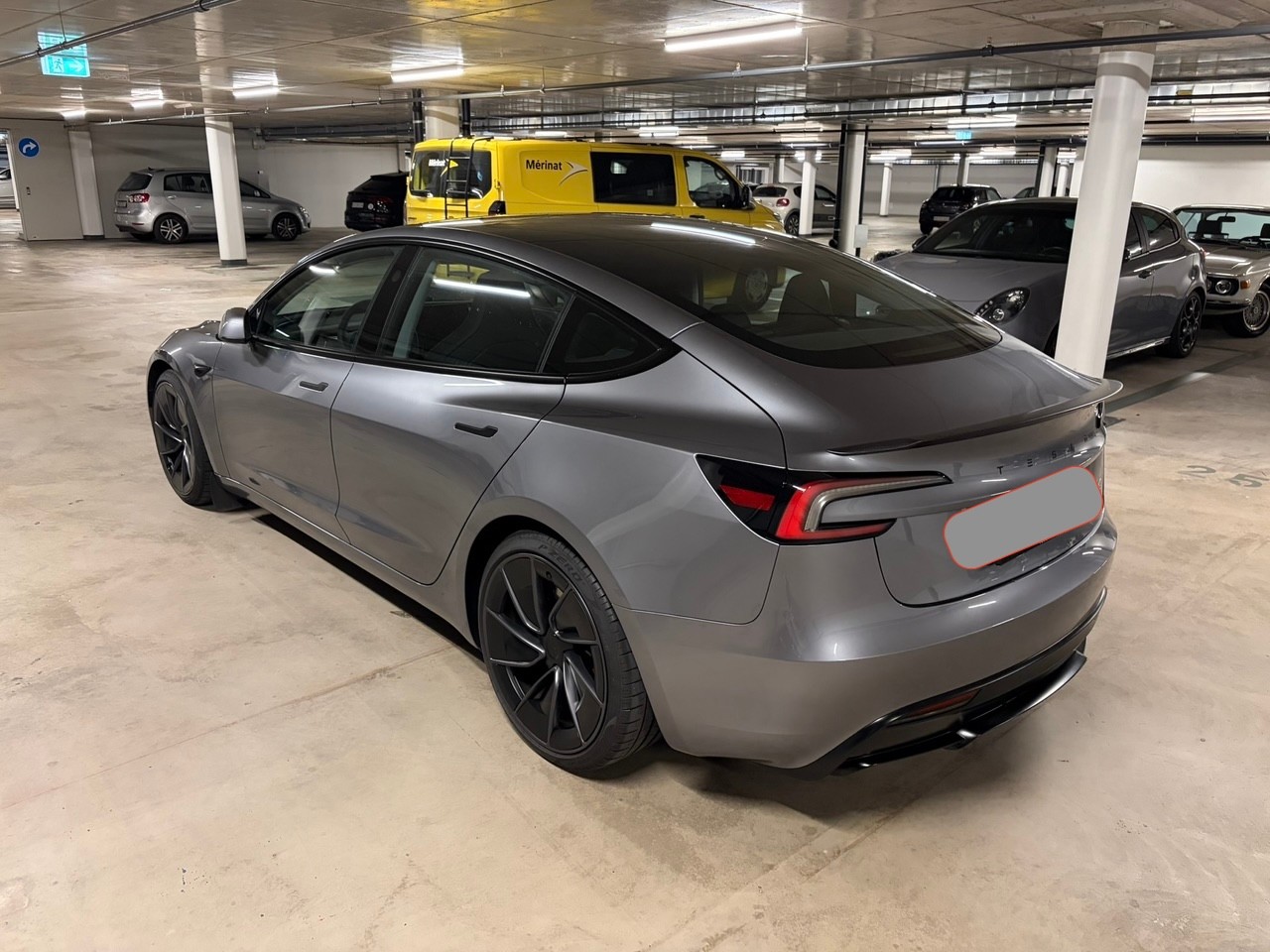TESLA Dual Motor Performance AWD / Highland-image-2