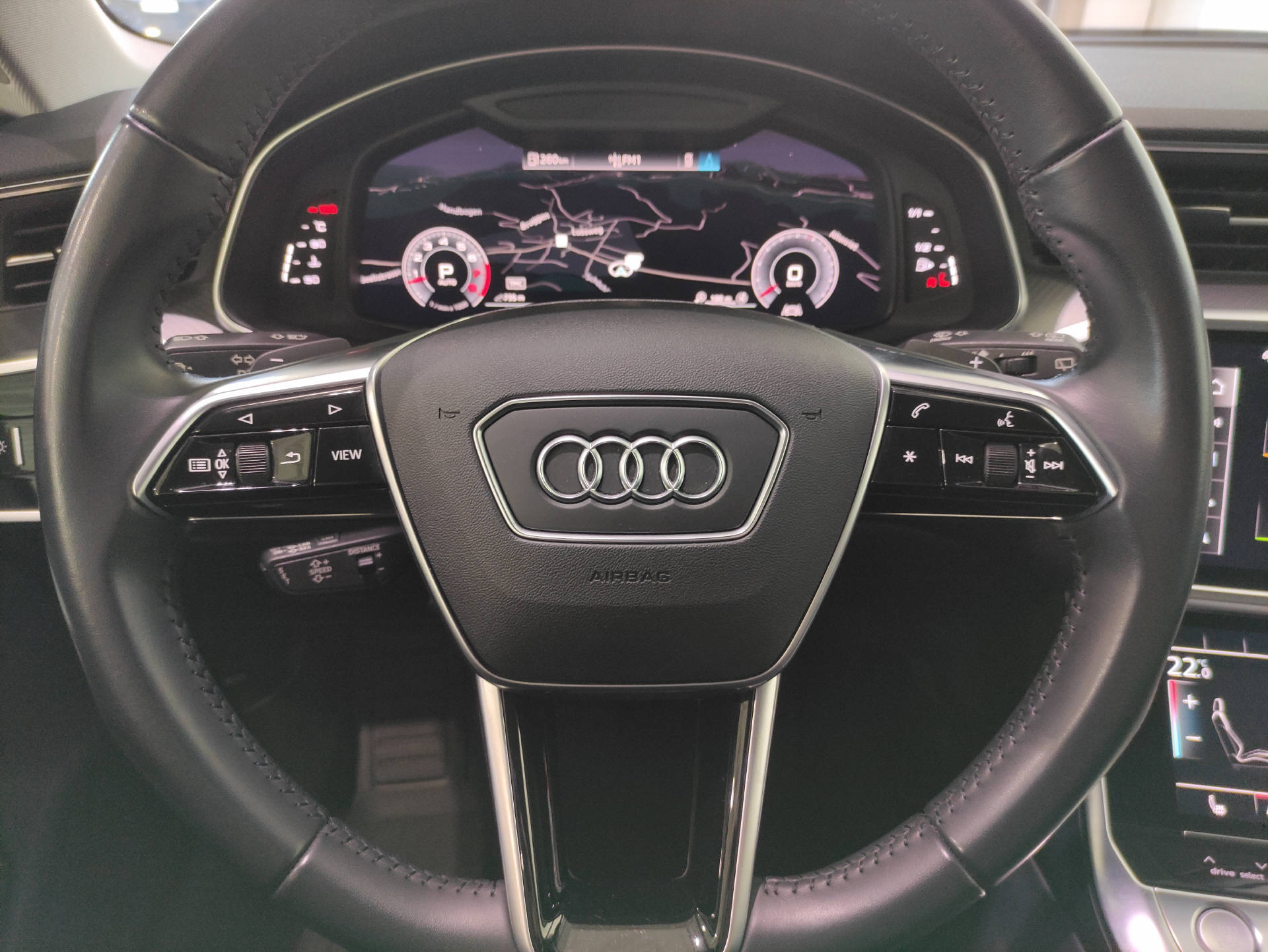 AUDI A6 Avant 55 TFSI S-Line quattro S-Tronic-image-8