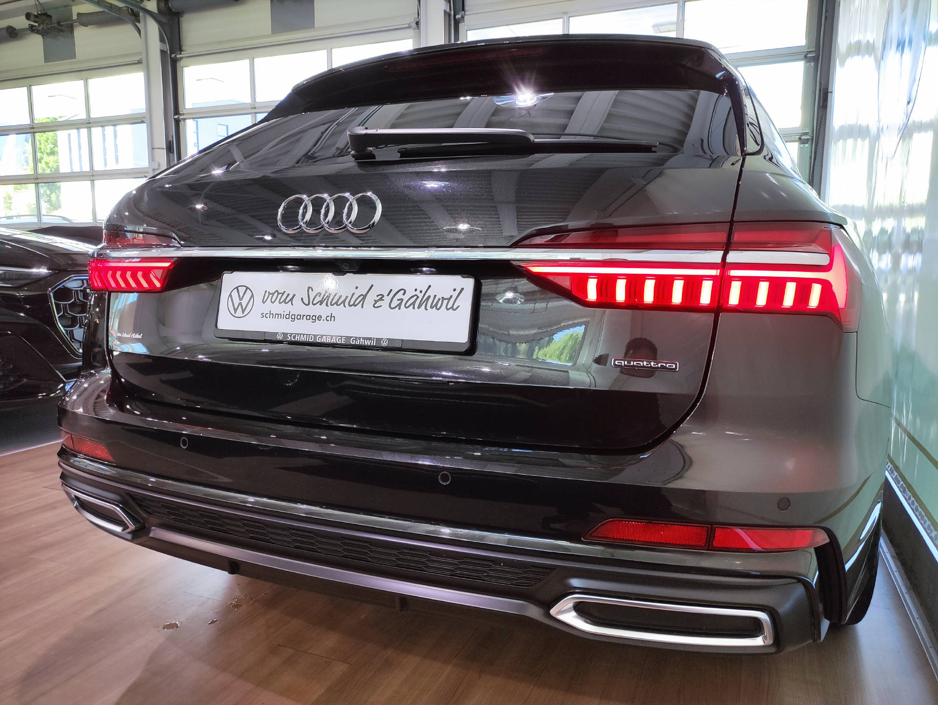 AUDI A6 Avant 55 TFSI S-Line quattro S-Tronic-image-18