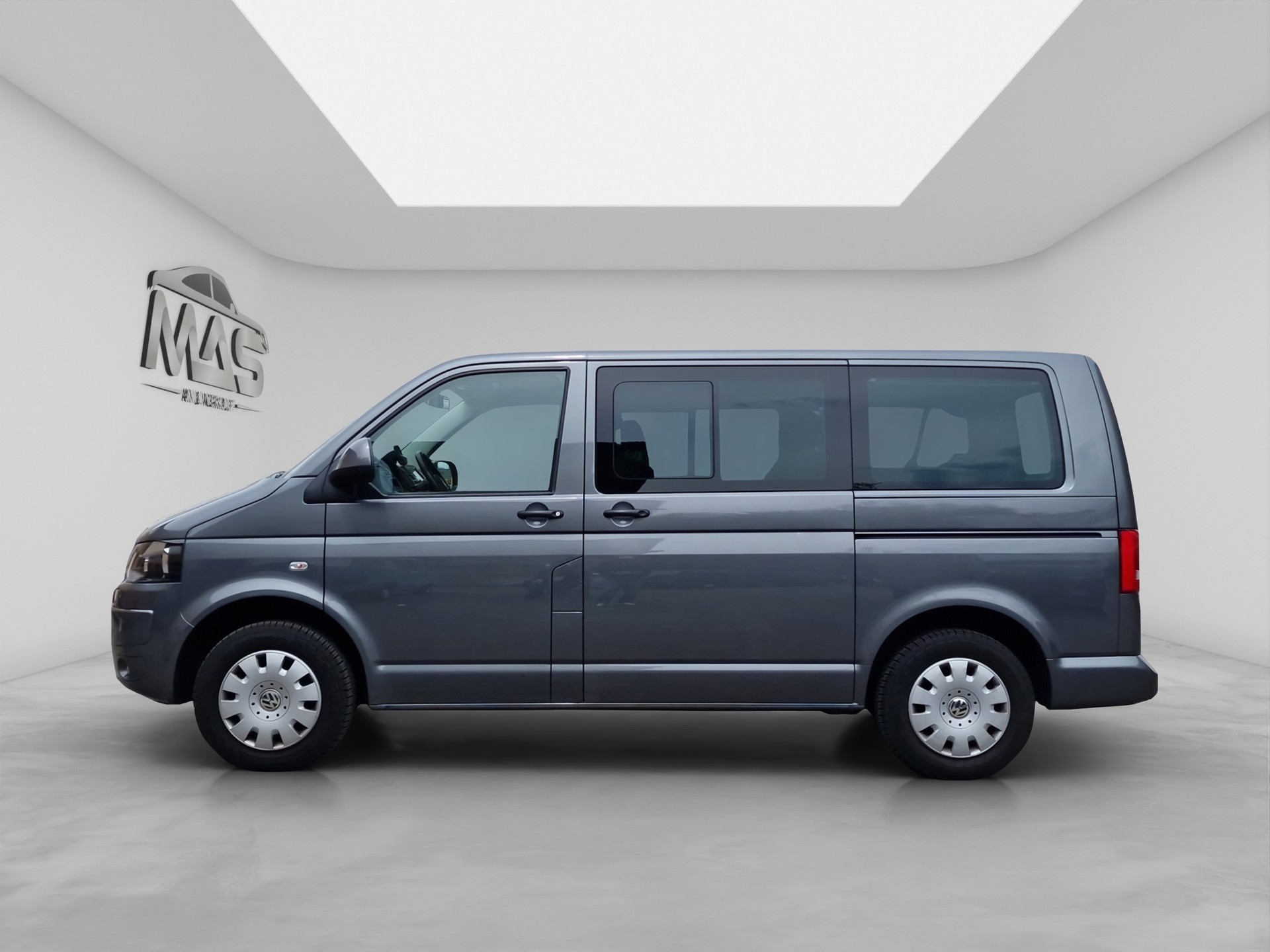 VW T5 Caravelle Trendline 2.0 TDI CR DSG-image-2