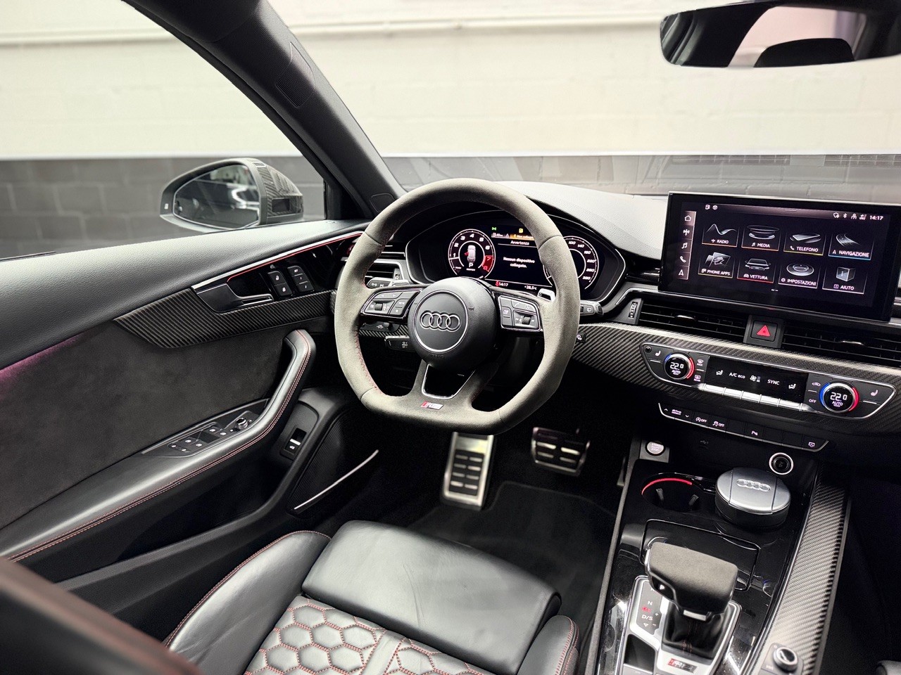 AUDI RS4 Avant quattro | 1. Hand | ACC Tempomat | Head-Up Display | Carbon Interieur&Exterieur | Rückfahrkamera | Bang&Olufsen-image-21